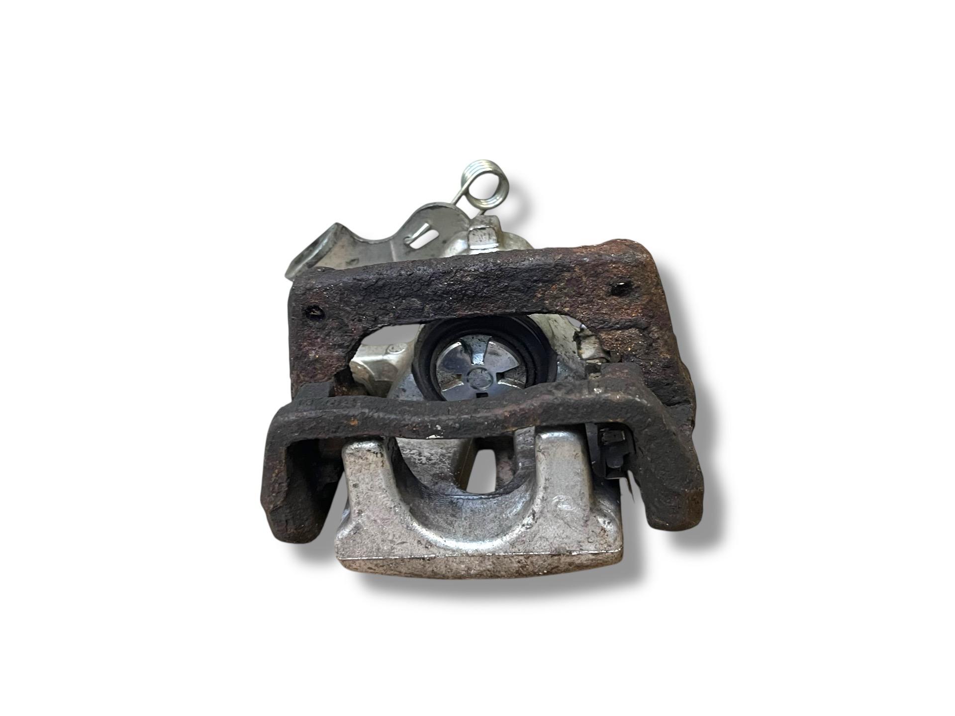 caliper brake rear part right side Kia Ceed 2 JD 2012 58400-A2300