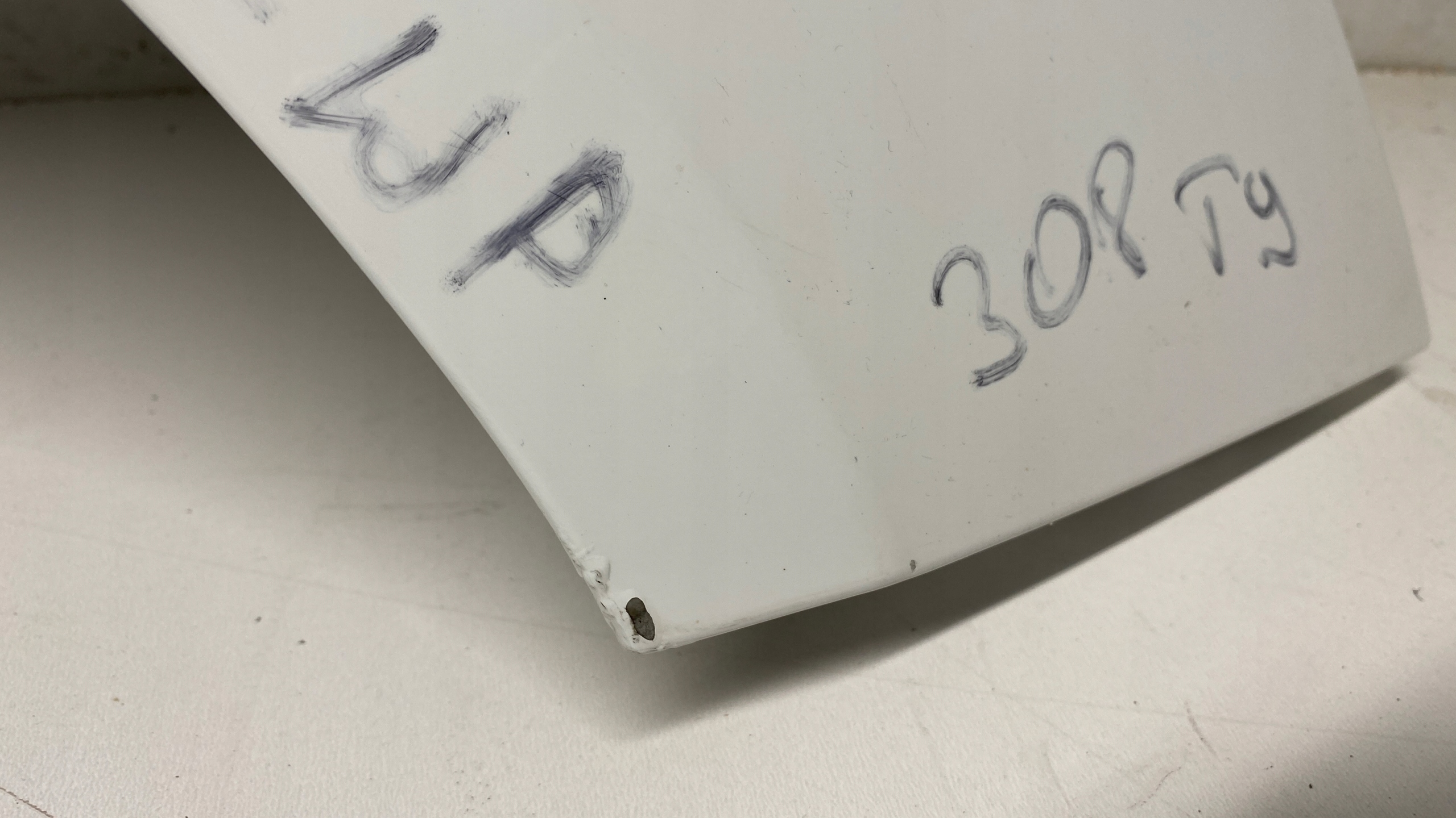PEUGEOT T9 II fender right front front EWP DEMONTAZ
