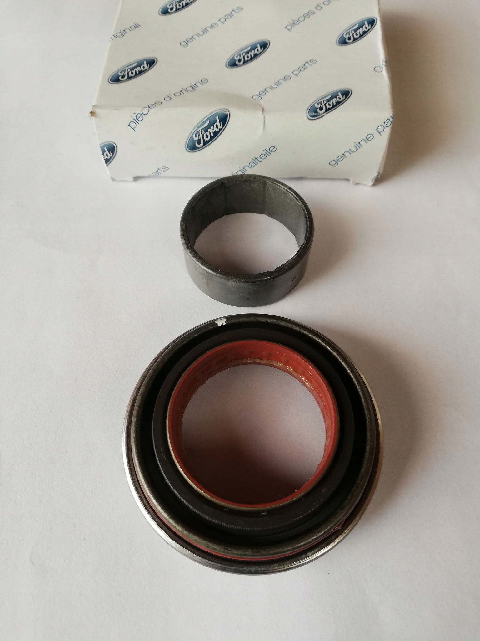 CN15-7H429-B CN157H429BA - Symmering полуоси Ford MONDEO MK5 редуктор США 4x4