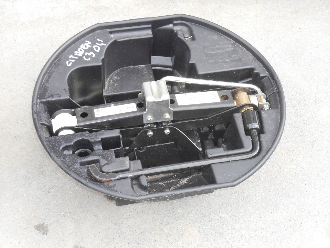 Комплект домкратов для CITROEN C3 02 '-09'