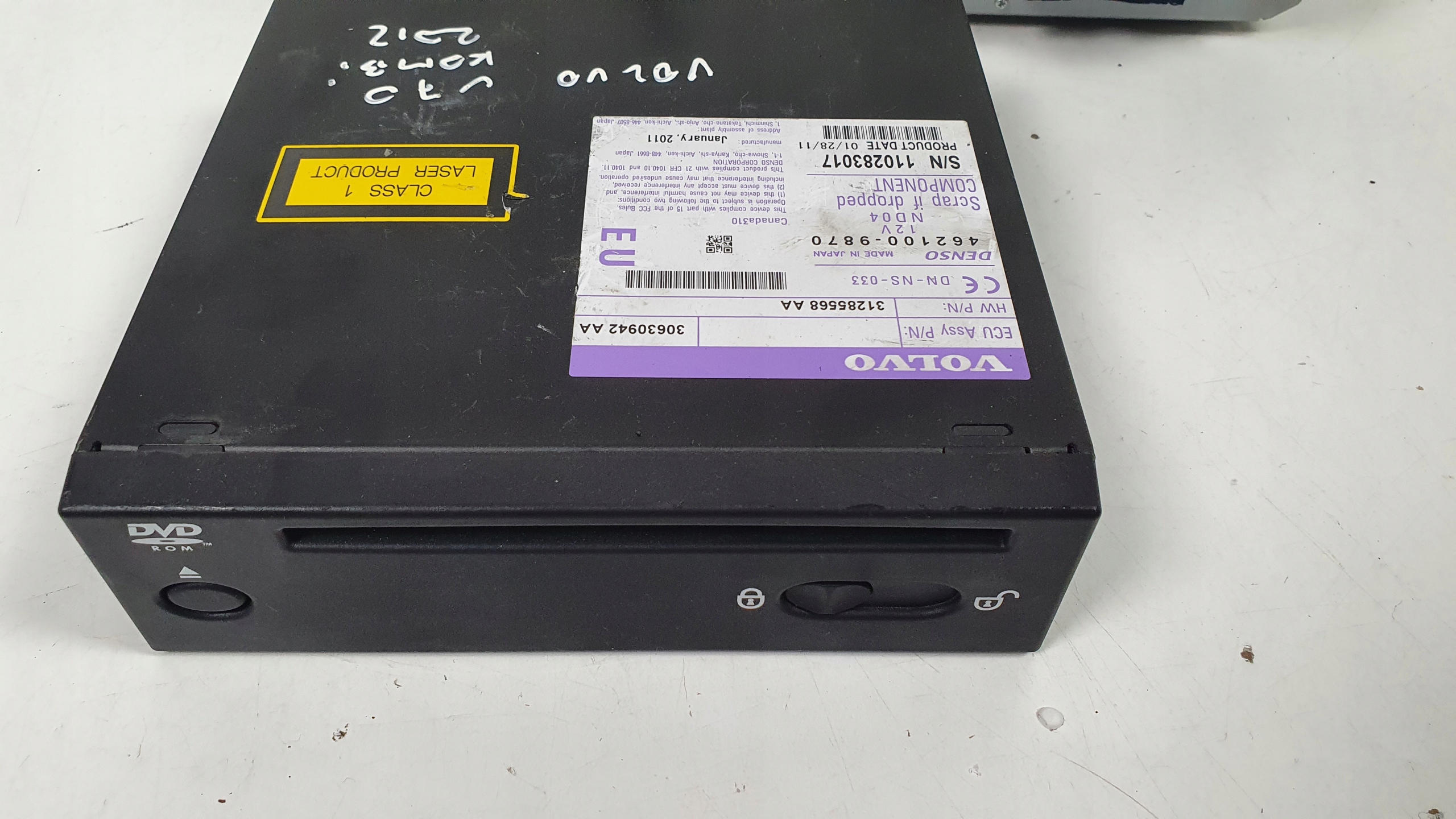 VOLVO V70 navigation display player 31282523-1