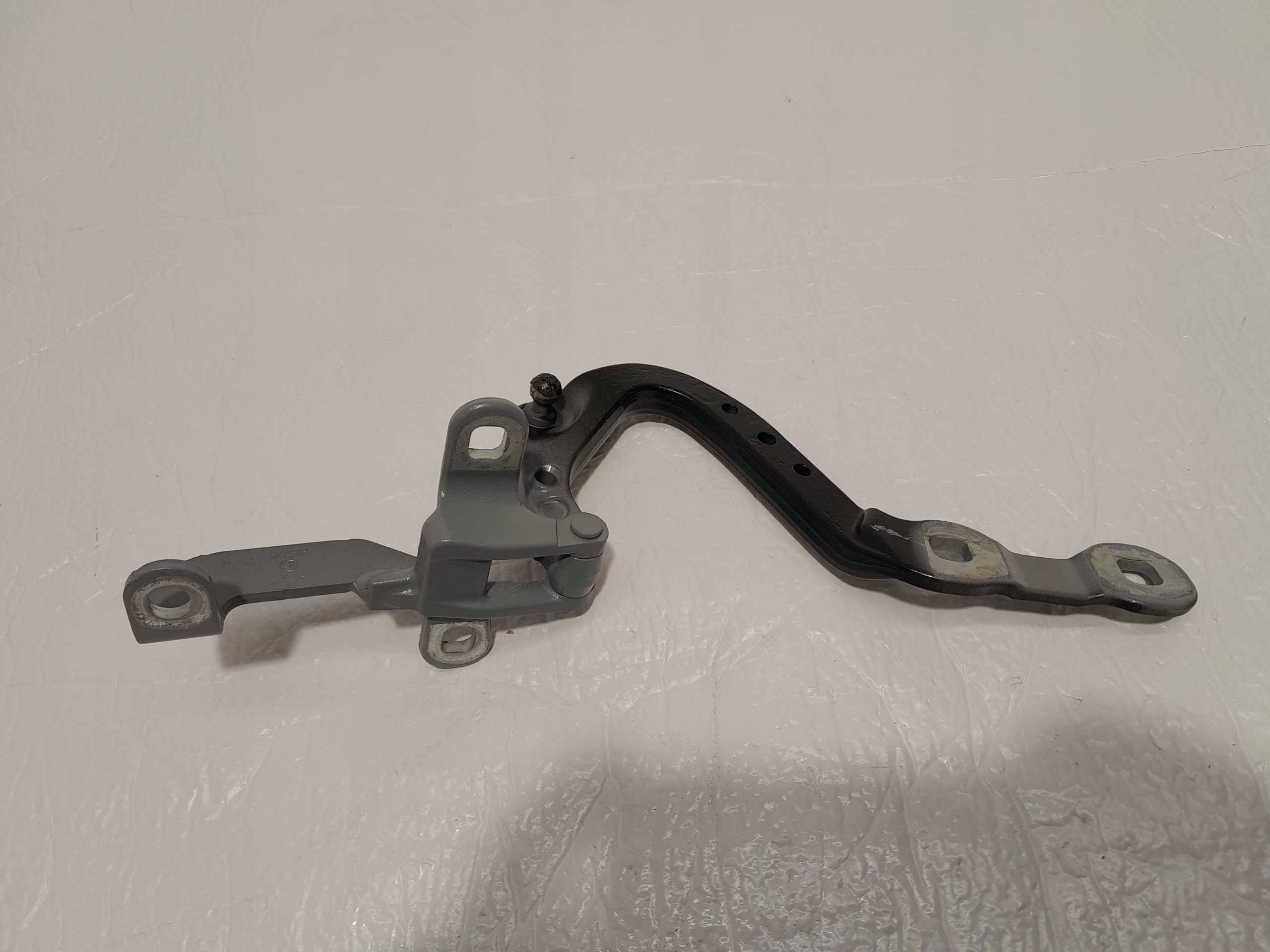 BMW X3 G01 LCI hinge bonnet boot right 7397316