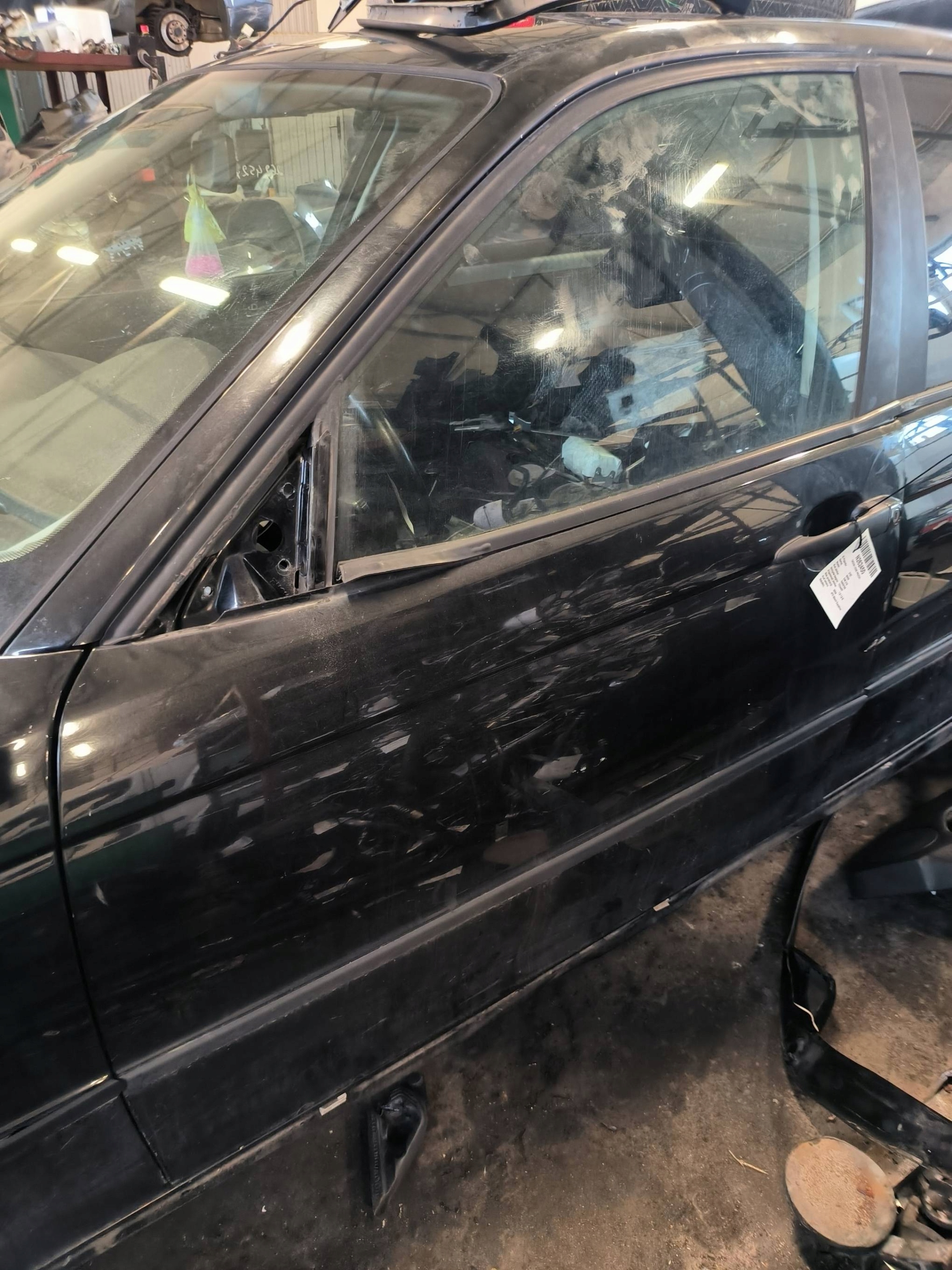 door left front 475 BMW E46 318 sedan