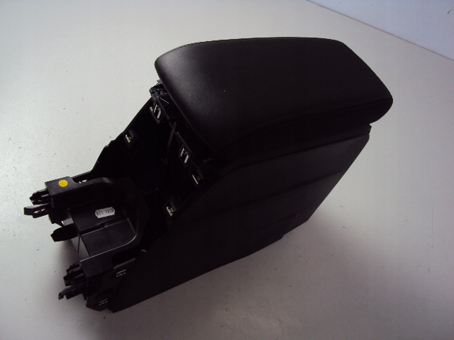 ПІДЛОКІТНИК PEUGEOT 208 II 19-