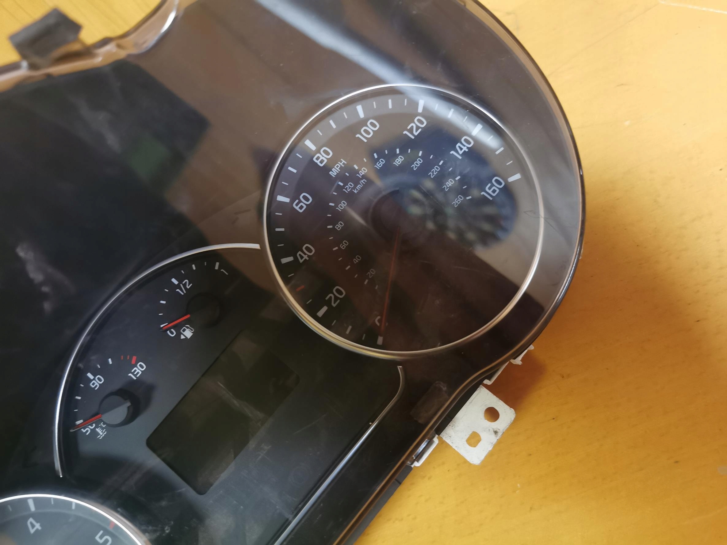 dials dials KIA CARENS IV 1.7 CRDi 94007-A4000
