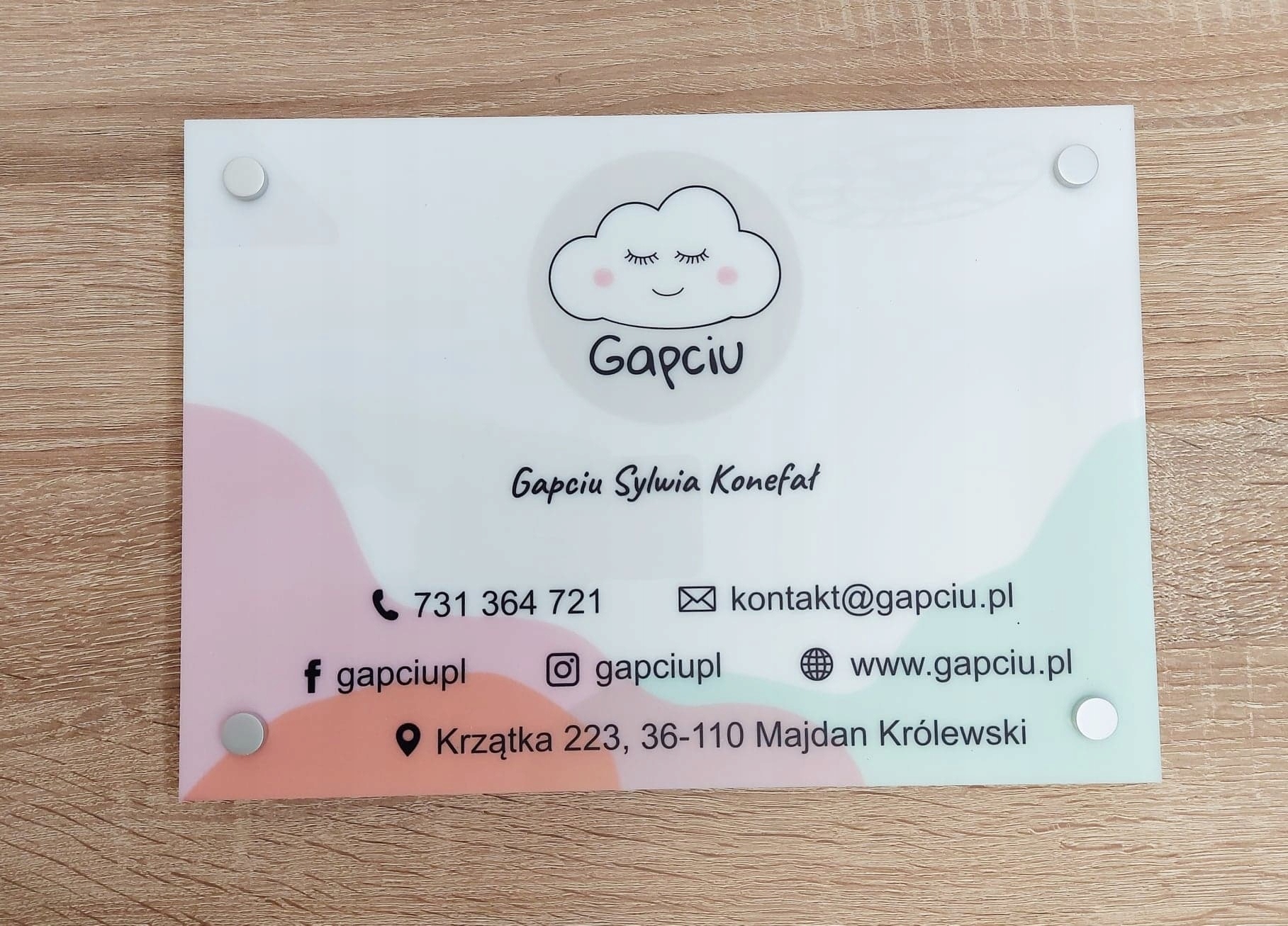 TABLICZKA SZYLD PLEXI MLECZNA z dystansami A4 DRUK