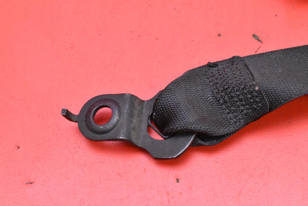 Gurten Sicherheits rechts vorne Spanner EU 610035800D MERCEDES E-KLASA W212