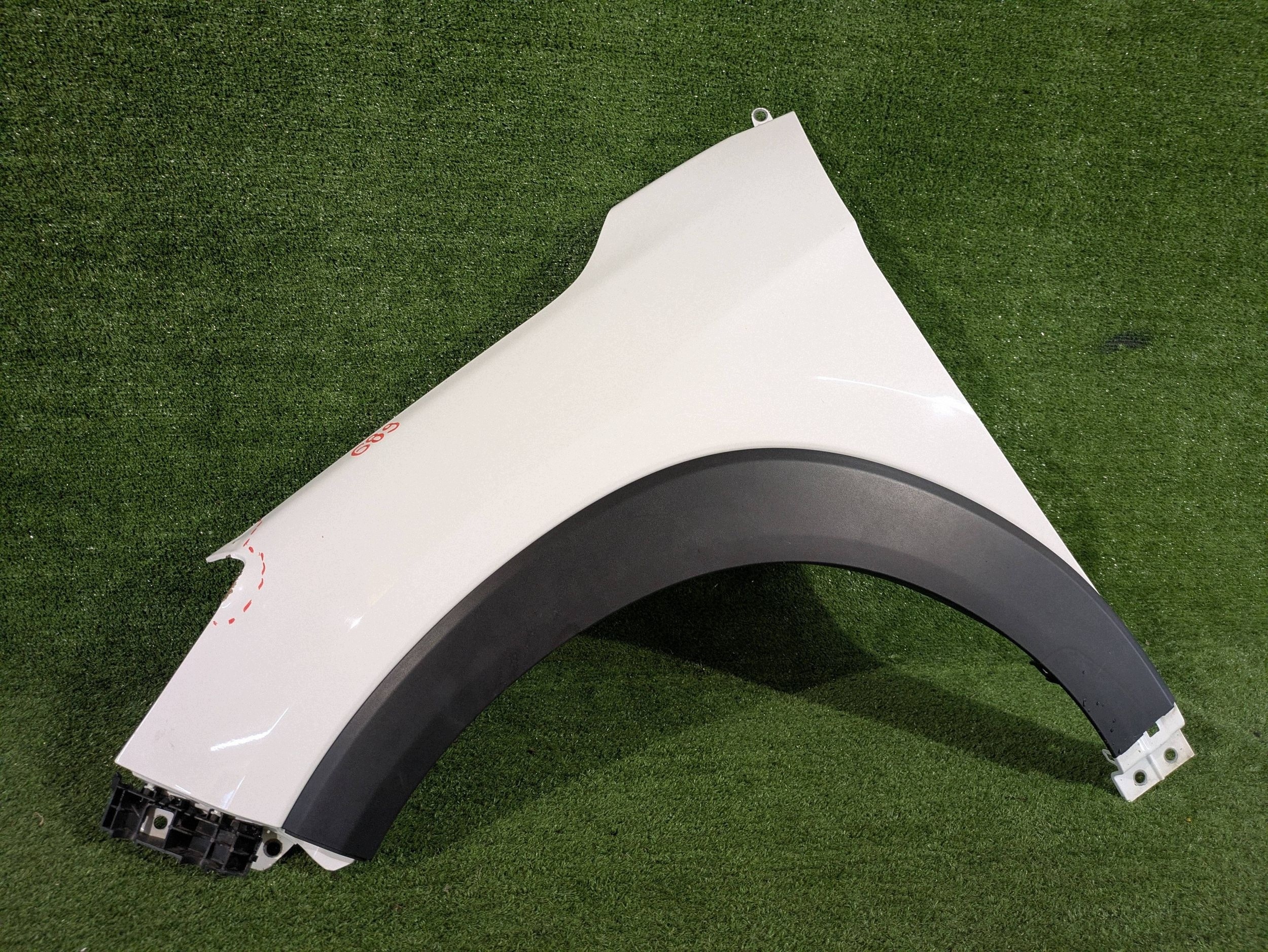 fender front left front HYUNDAI TUCSON III 15- NR.B689