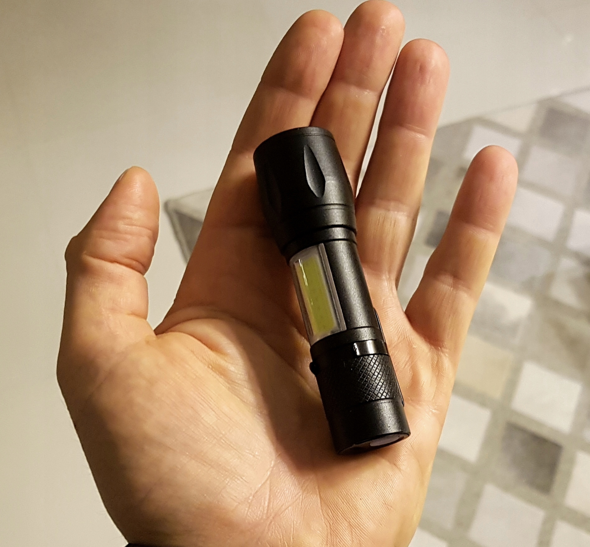 LATARKA USB 2X LED T3 COB USB Z AKUMULATOREM ZASIĘG 400m ZDJĘCIA NOCĄ Model BL-525