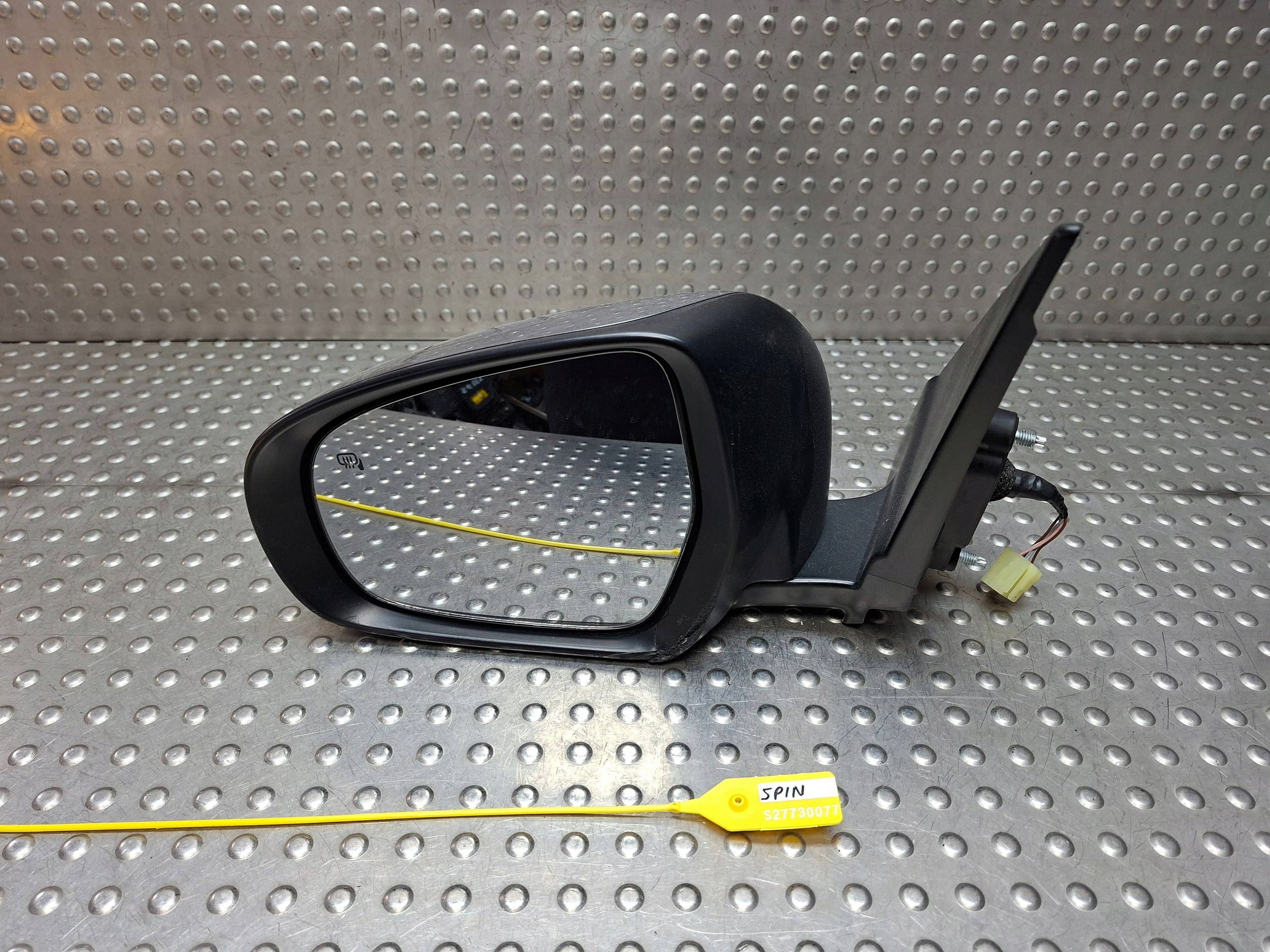 mirror front left SUZUKI VITARA II 15- 5 PIN EU damag. 84702-54PB1