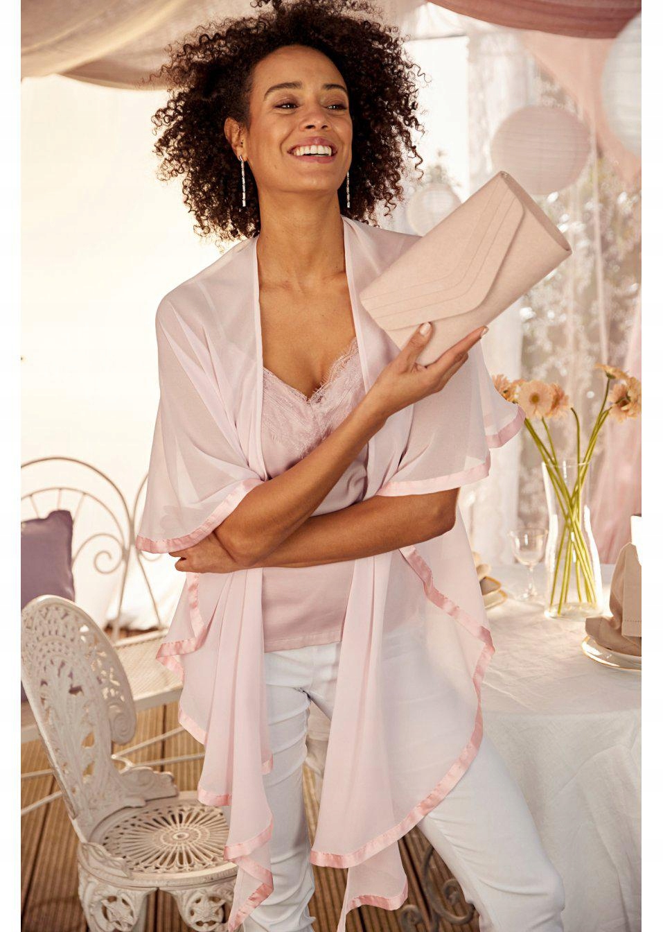 2D2A08 BONPRIX SZAL PONCZO JASNORÓŻOWE U