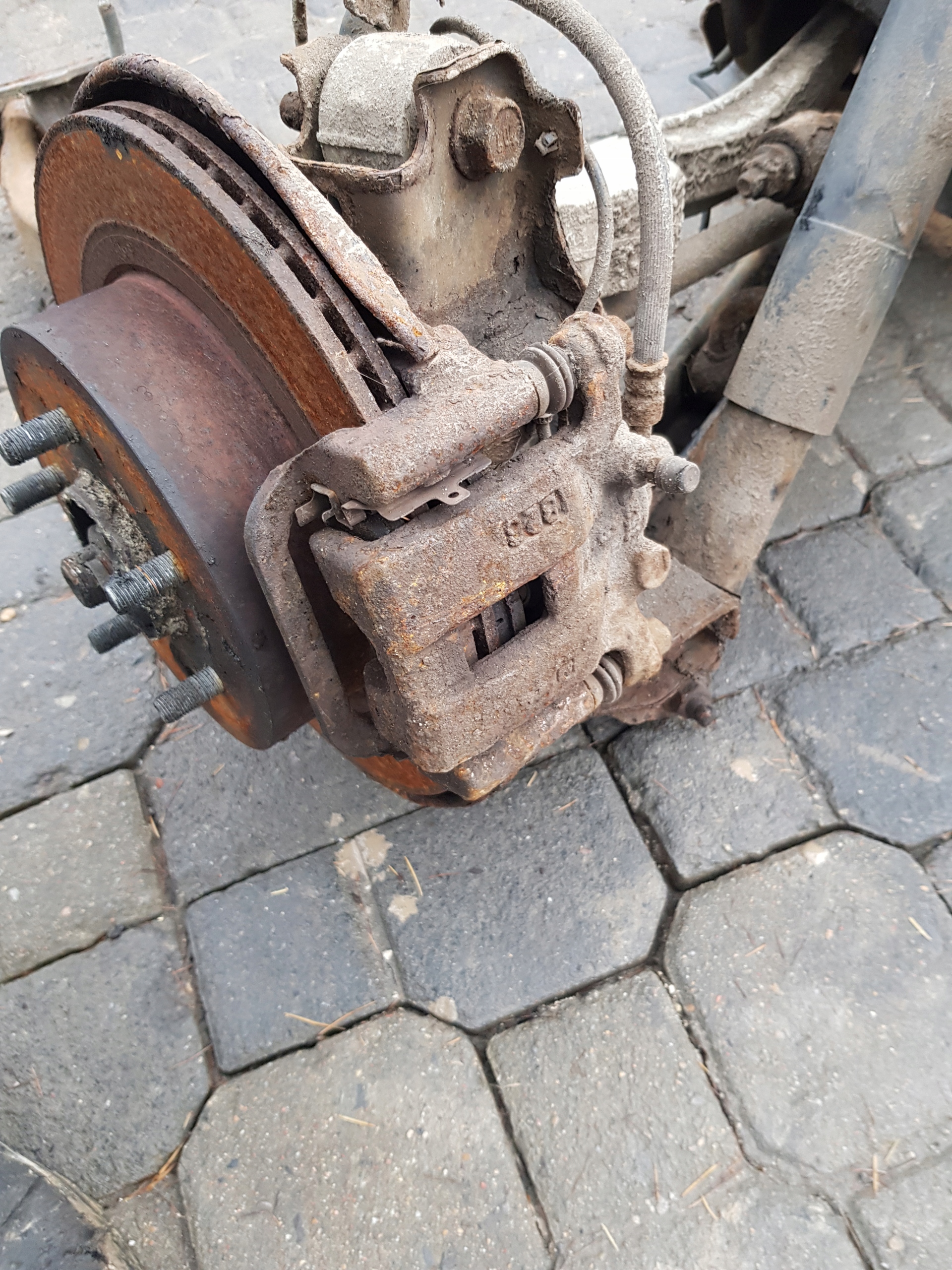 NISSAN X-TRAIL T31 caliper brake rear part rear left