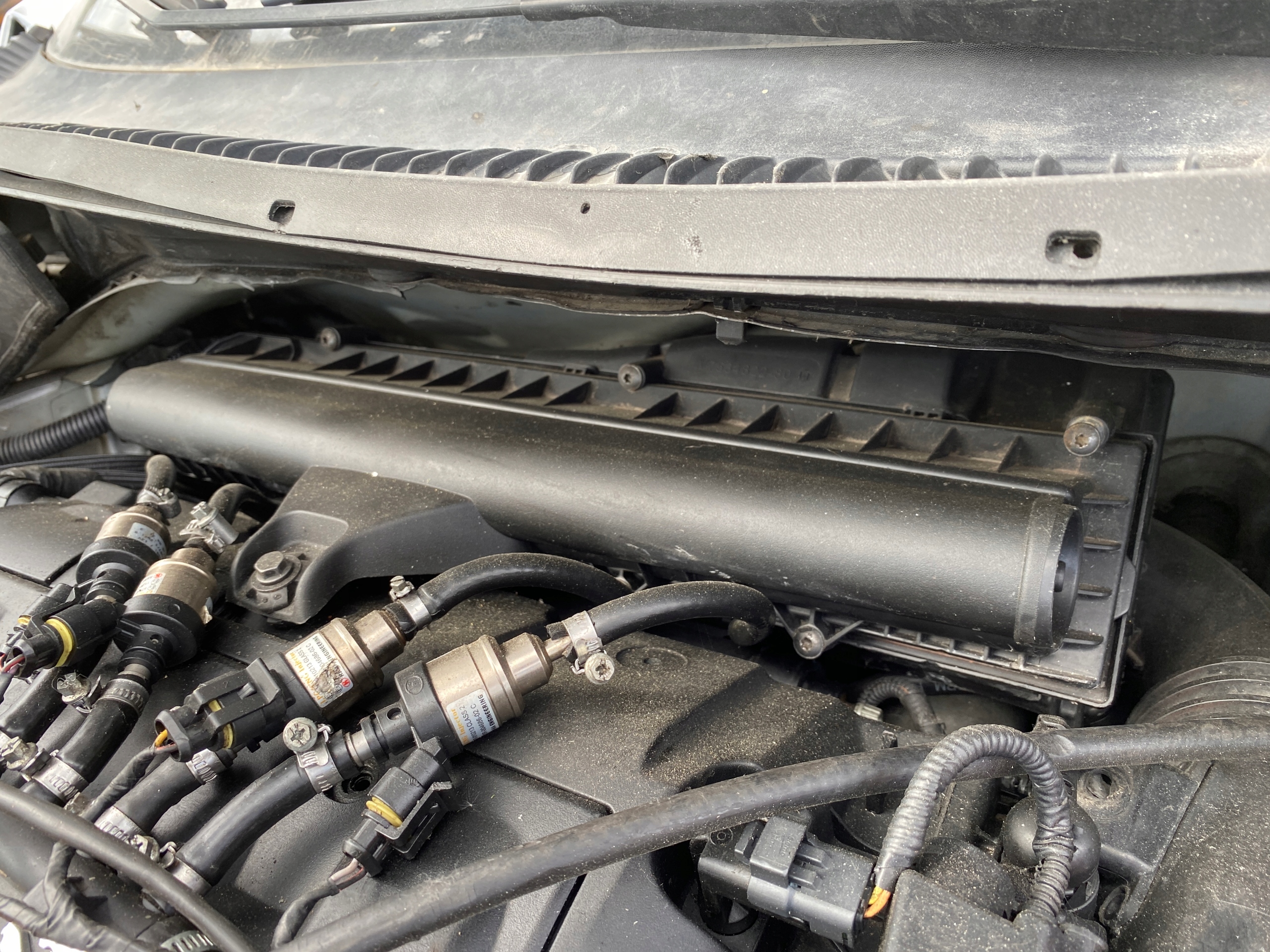 Gehäuse filter luft 1.6 16V Peugeot 207 SW 07-13