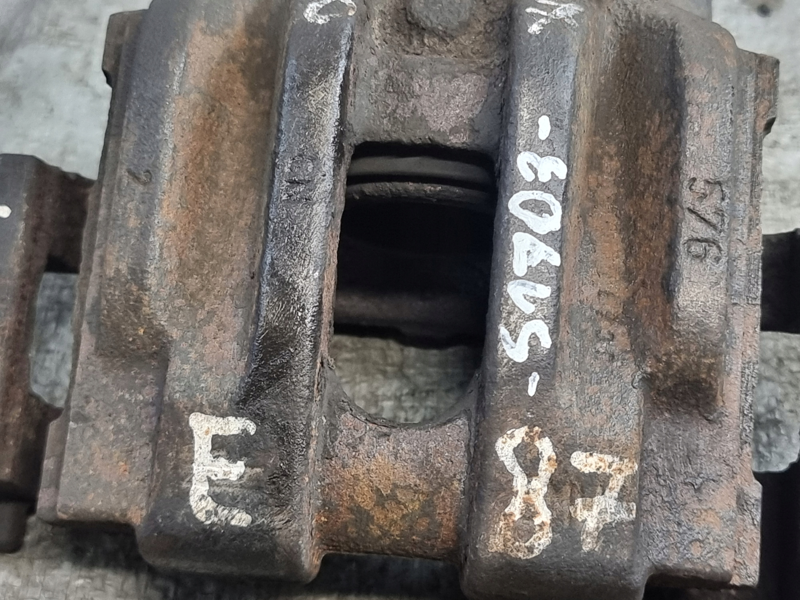 caliper brake right front BMW 1 E87