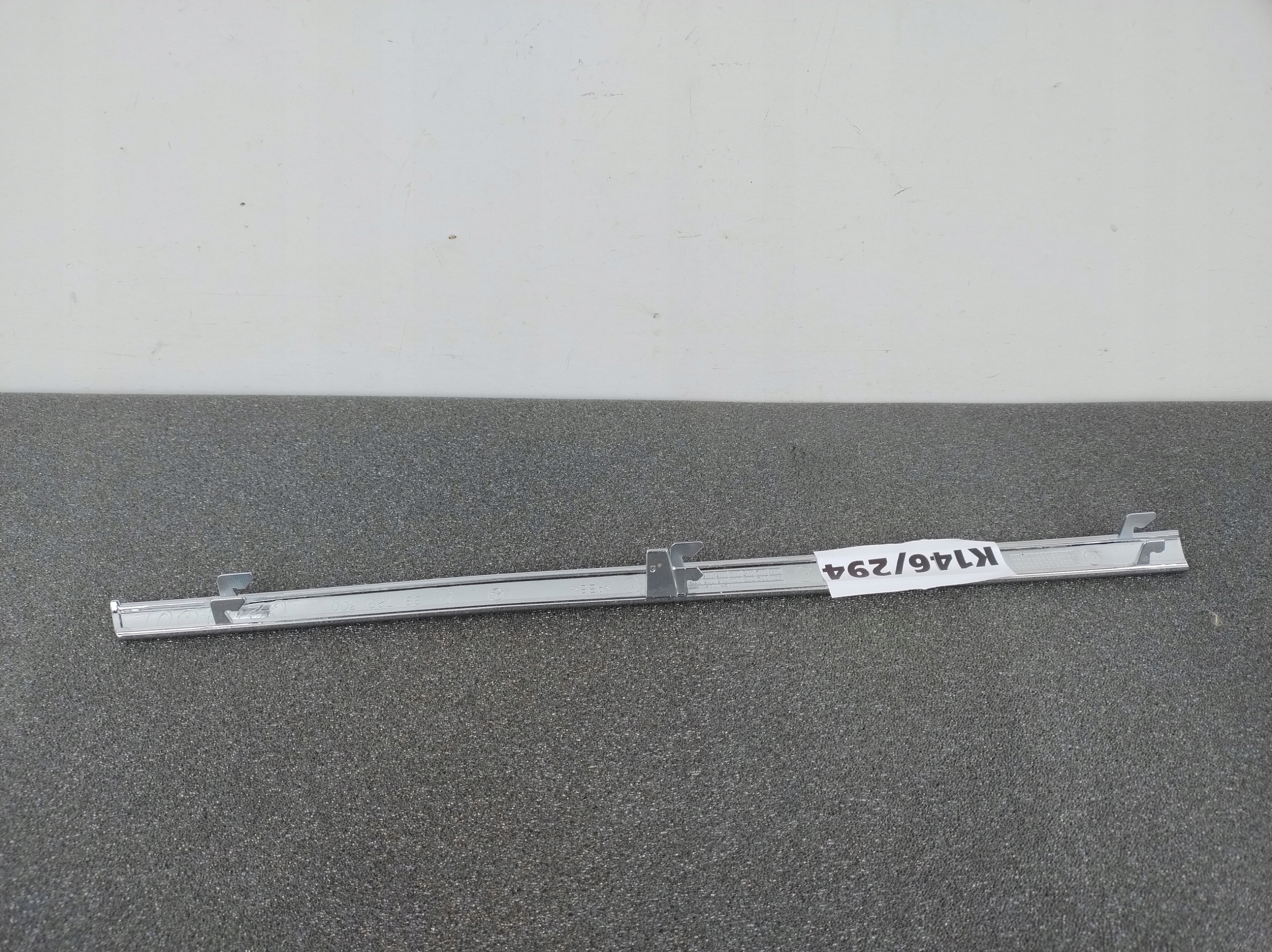 MERCEDES C-KLASA 204 left moulding LISTEWKA CHROM