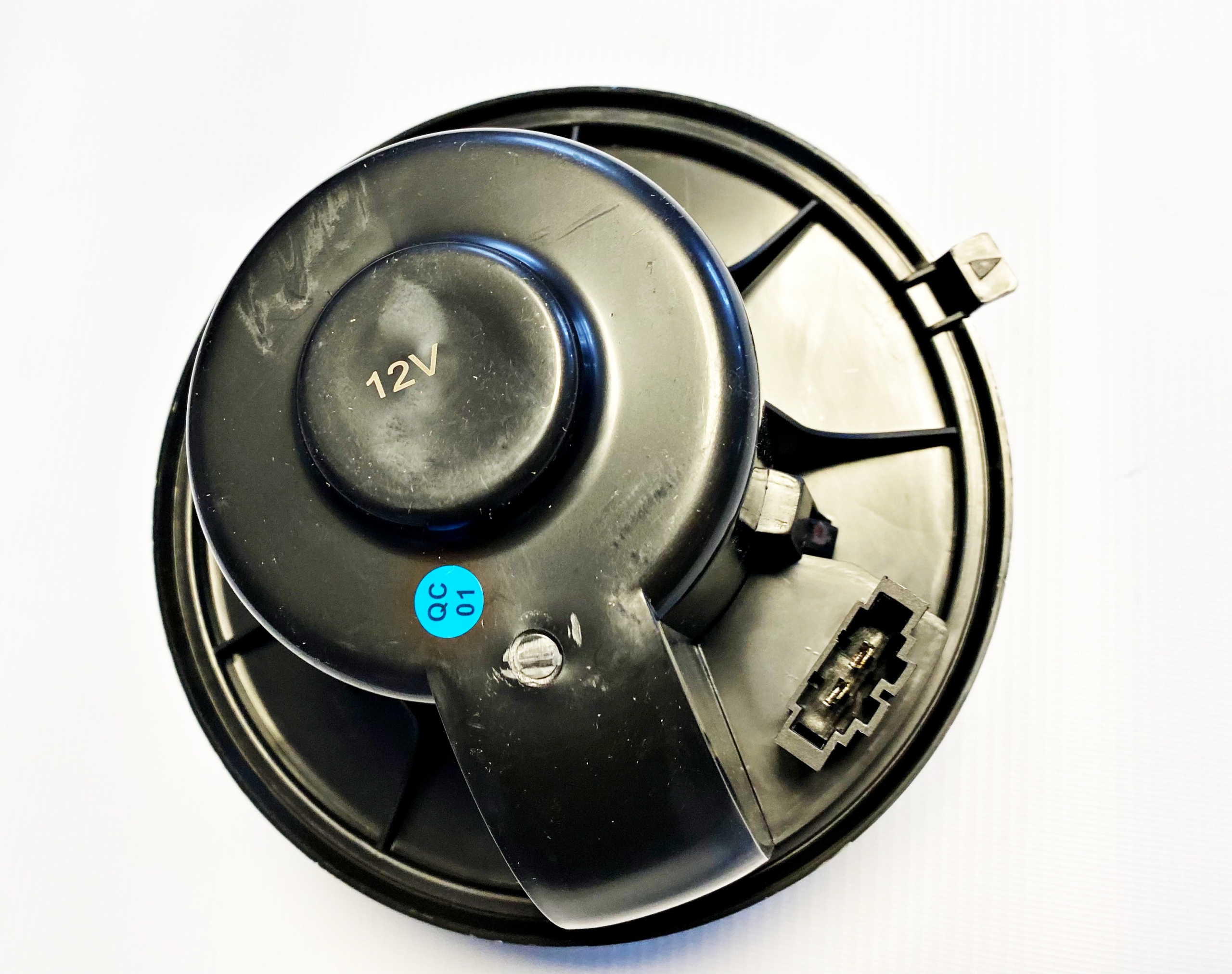 9550NU-3 - Вентилятор для салона Galaxy Alhambra Sharan