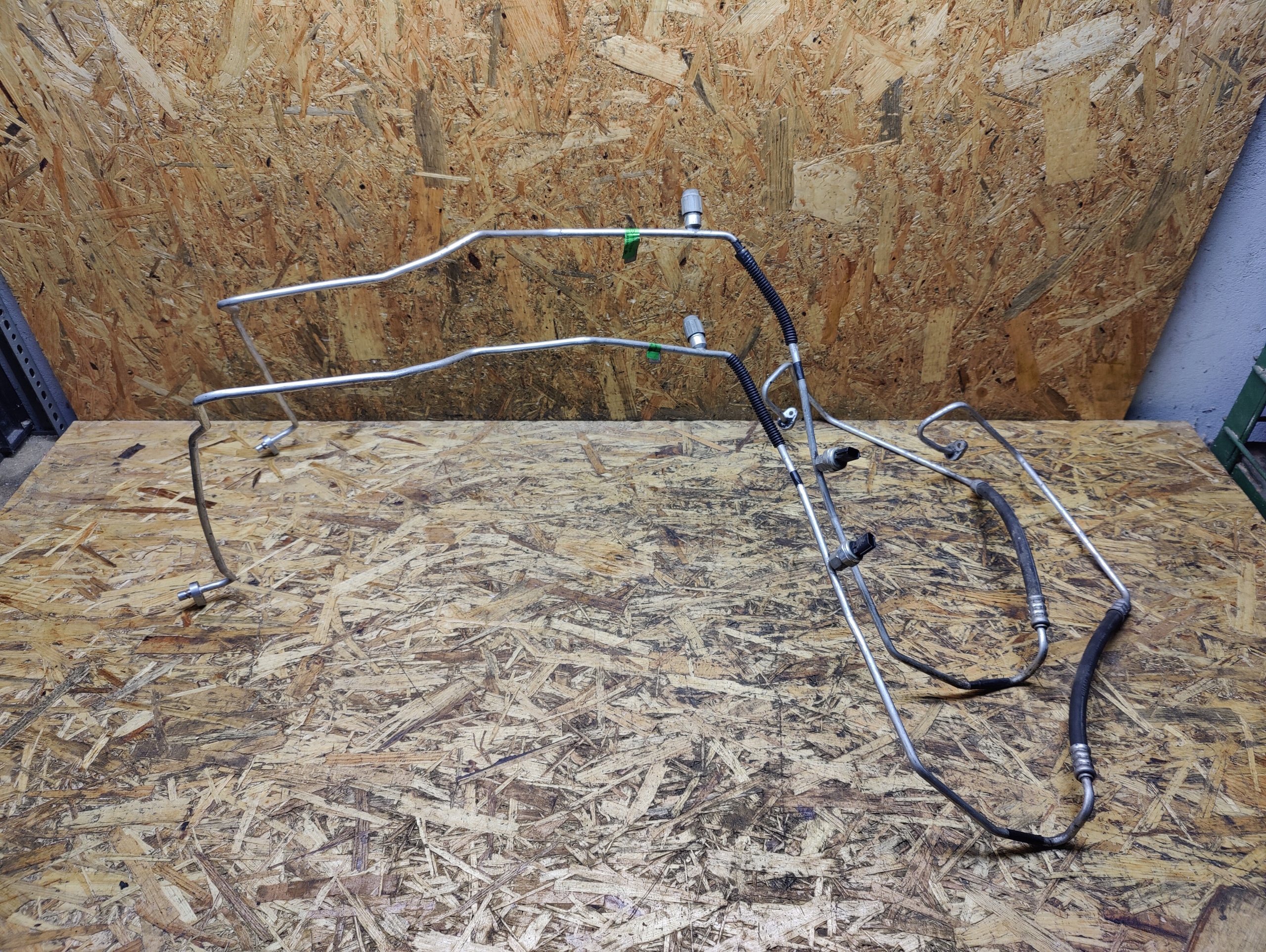 1.2 - КОНДИЦІОНЕР MEGANE IV CAPTUR 924404971R