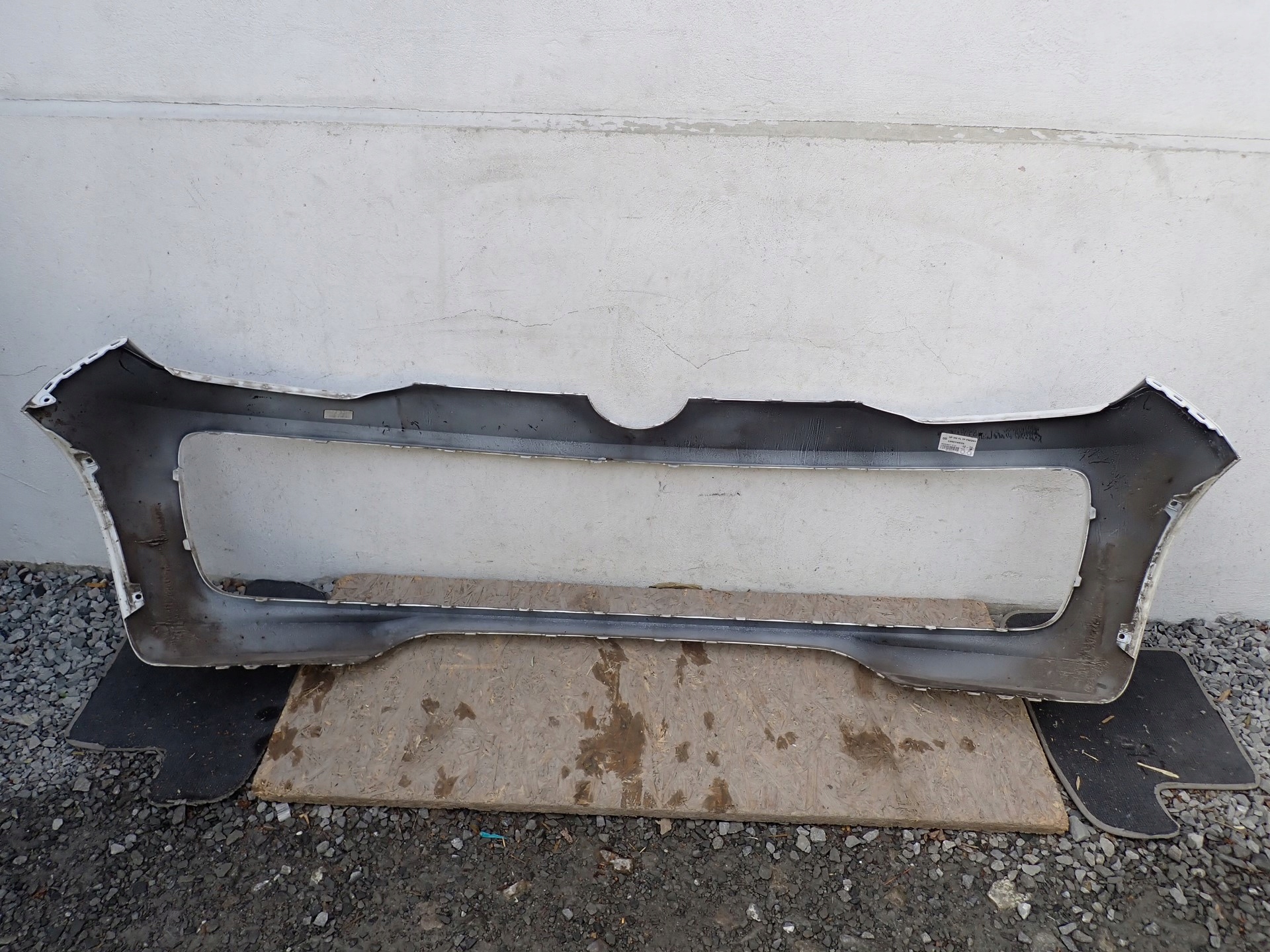 bumper front front VW VOLKSWAGEN UP UP! LIFT 1S 2016