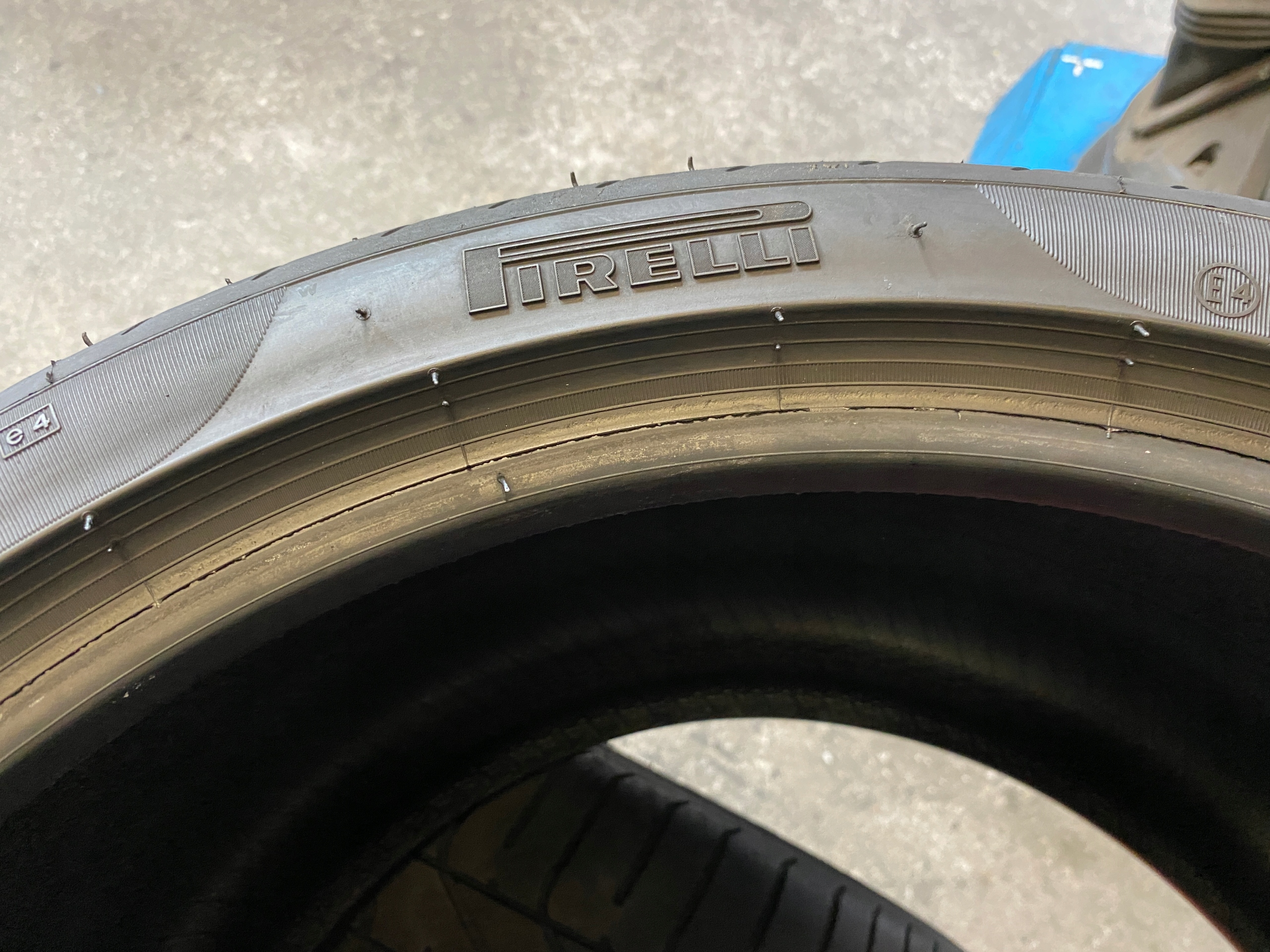2 tyres summer 305/30R19 Pirelli P Zero as new 7mm