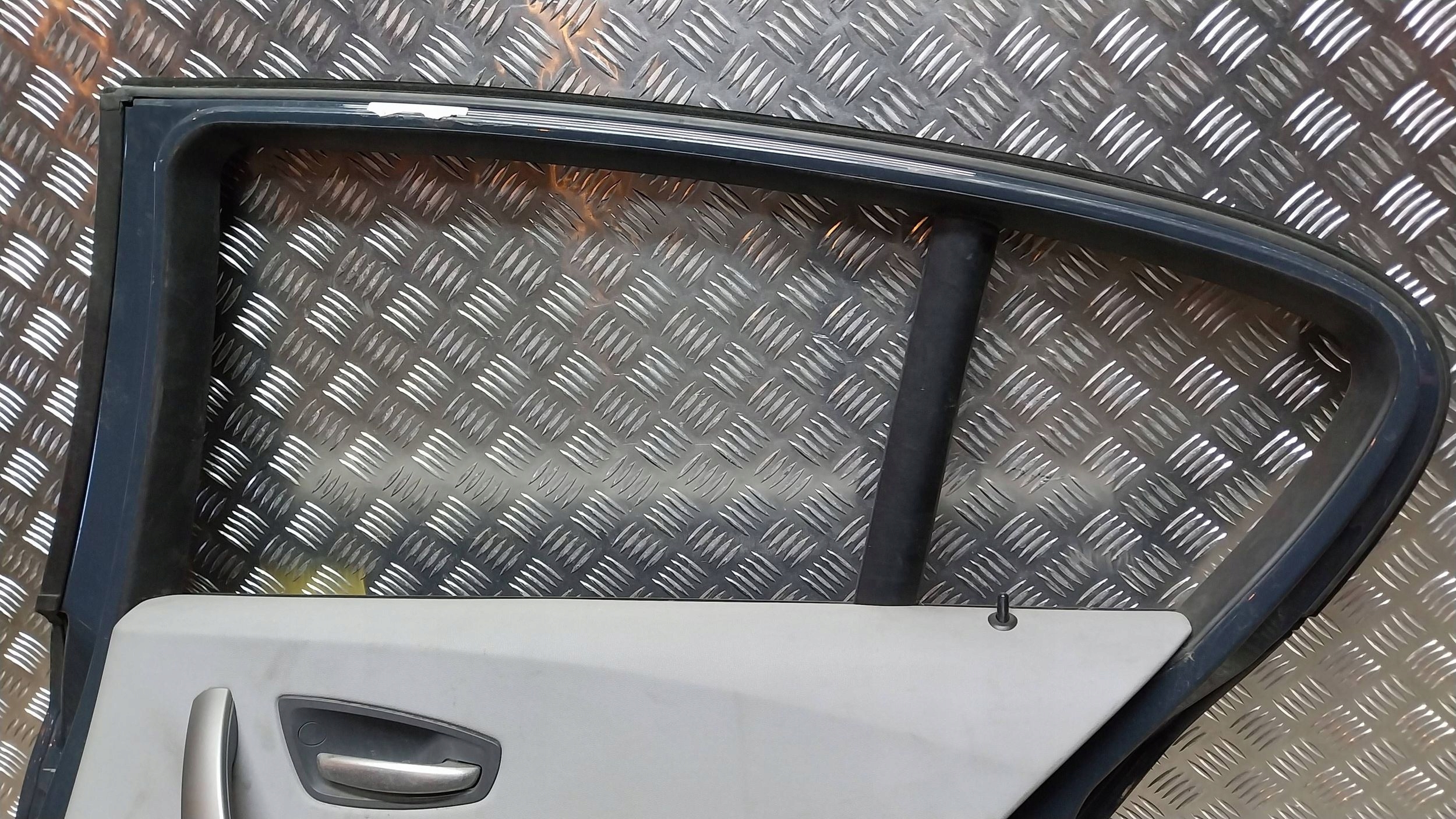 Tür heck rechts BMW 1 E87 04