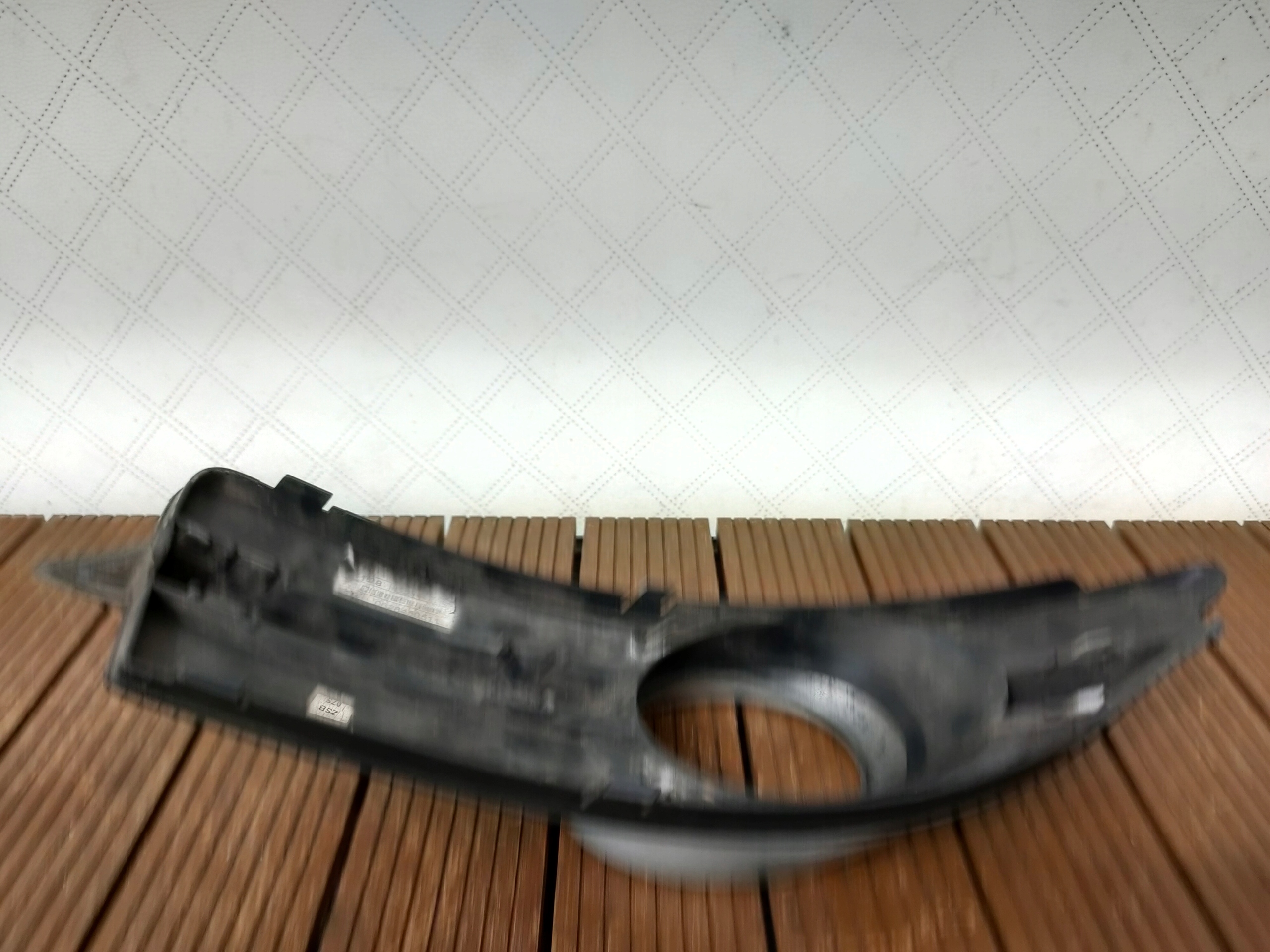 VW EOS 06-10 grid of a bumper front left front 1Q0854661B OE