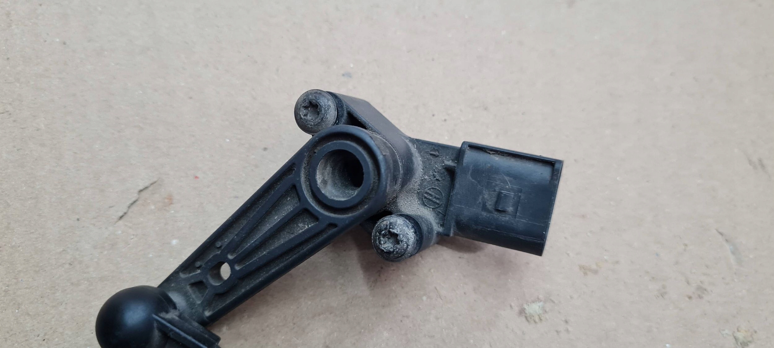 Q7 4M Sensor POZIOMOWANIA lichte 4M0907503 A4 B9 8W A5 8W