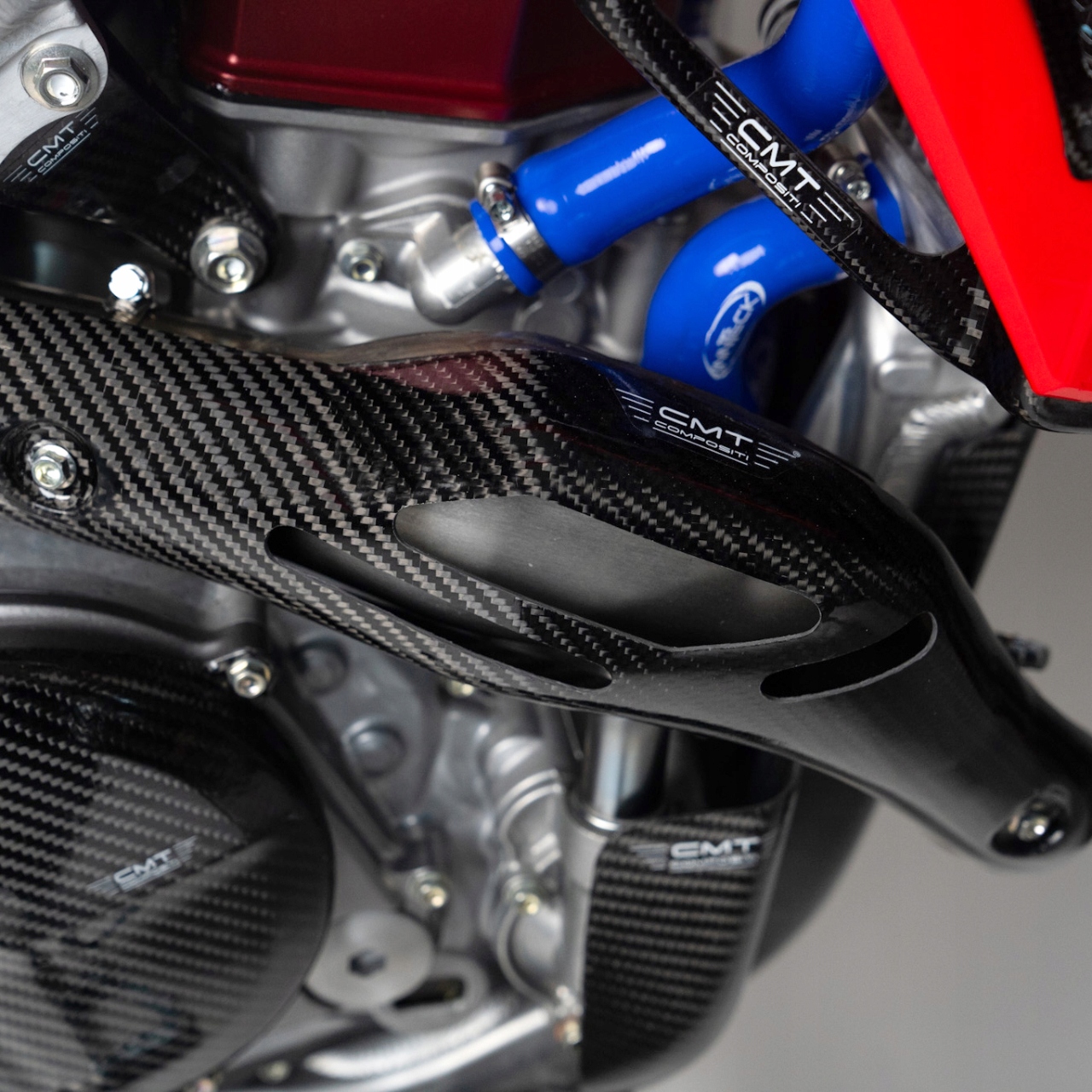 Honda Crf 450 R 2025 karbonová krytka výfukového potrubia Cmt Cubamoto