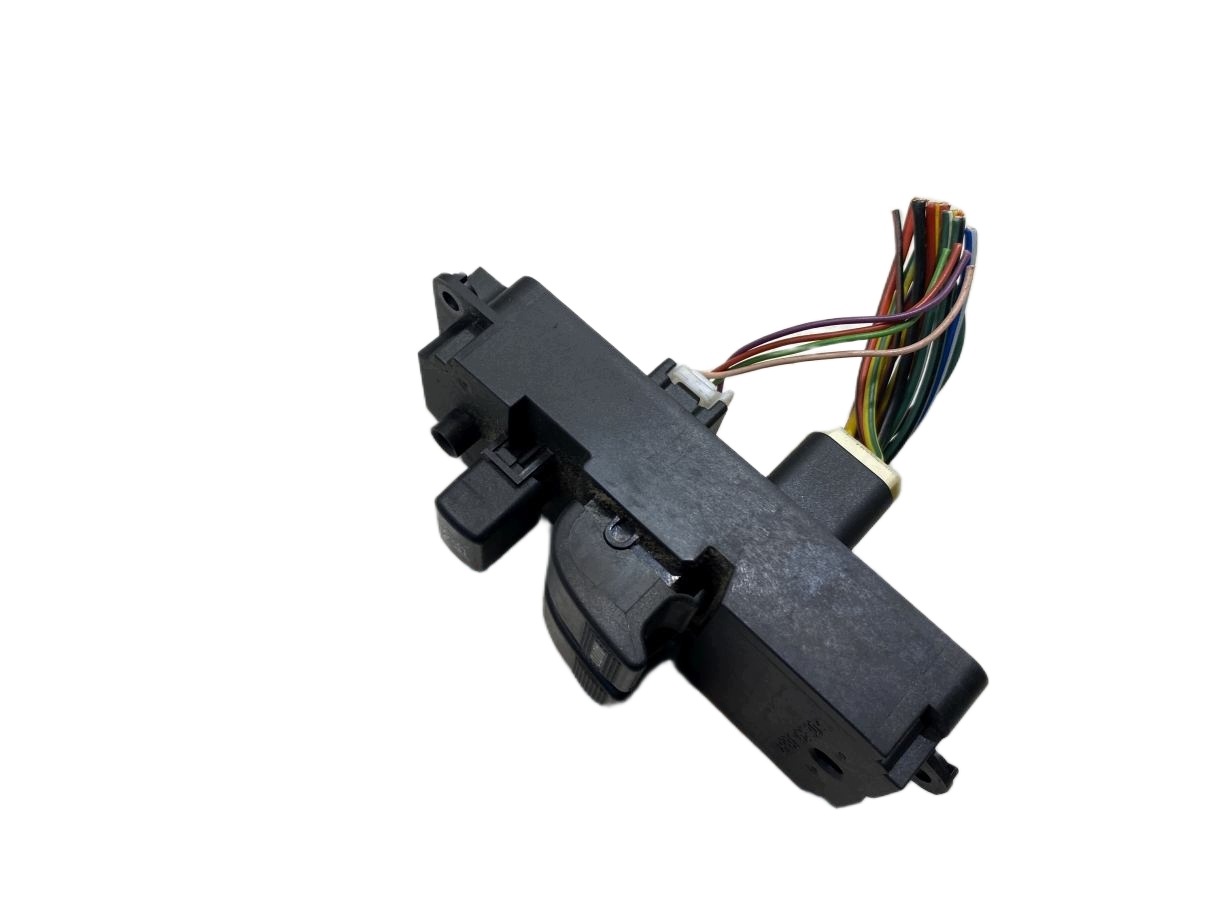 PANEL of the window left front MAZDA 2 DD1466350B