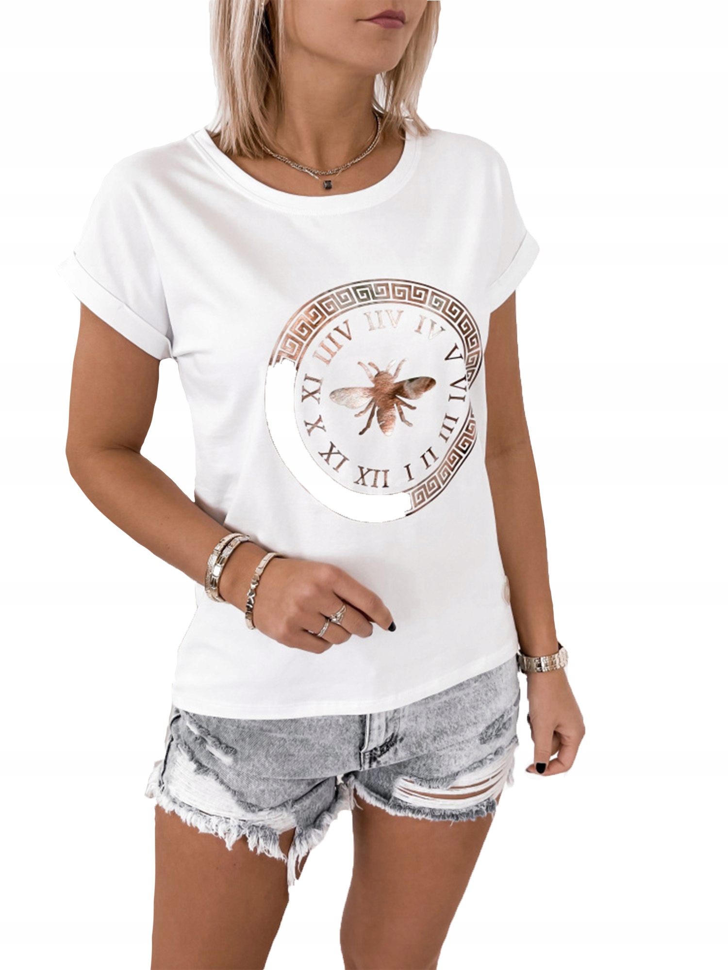 

Bluzka z krótkim rękawem i modny wygląd