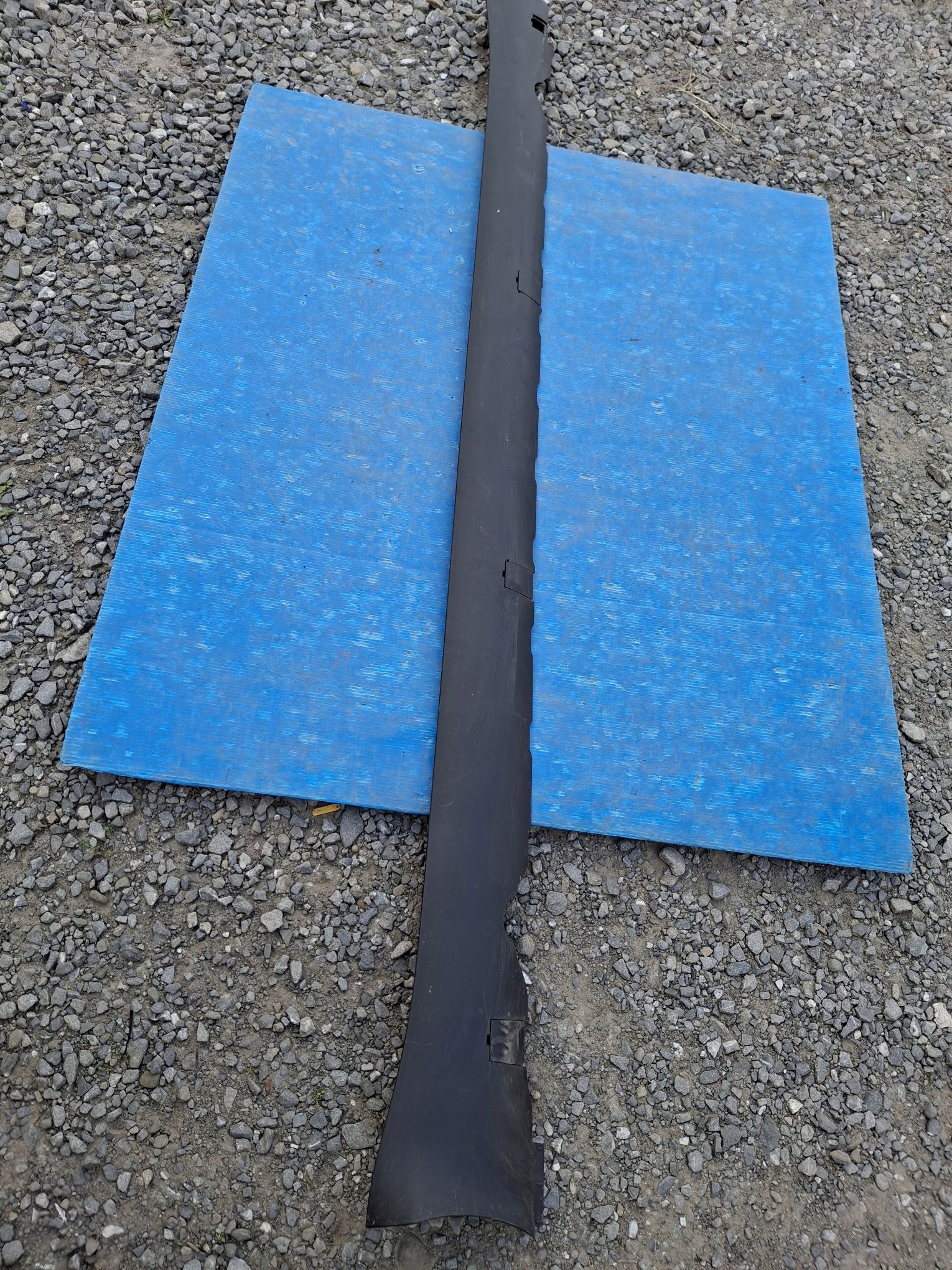 moulding threshold threshold right TESLA MODEL 3 2017R->
