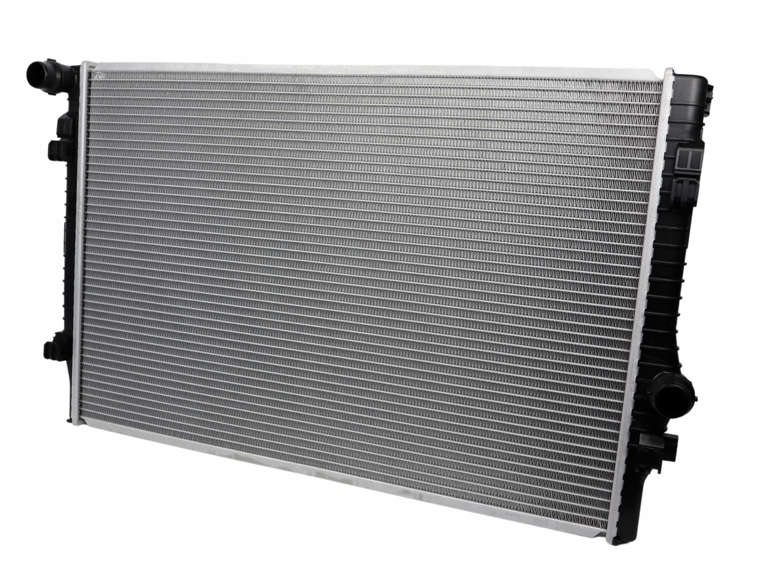 РАДІАТОР ВОДУ ШКОДА OCTAVIAe 2013- 1.8 2.0 НОВЕ