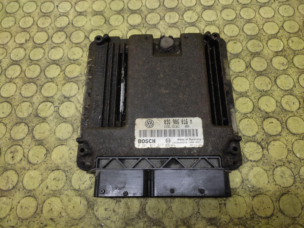 VW GOLF V control unit of the engine 0281011617