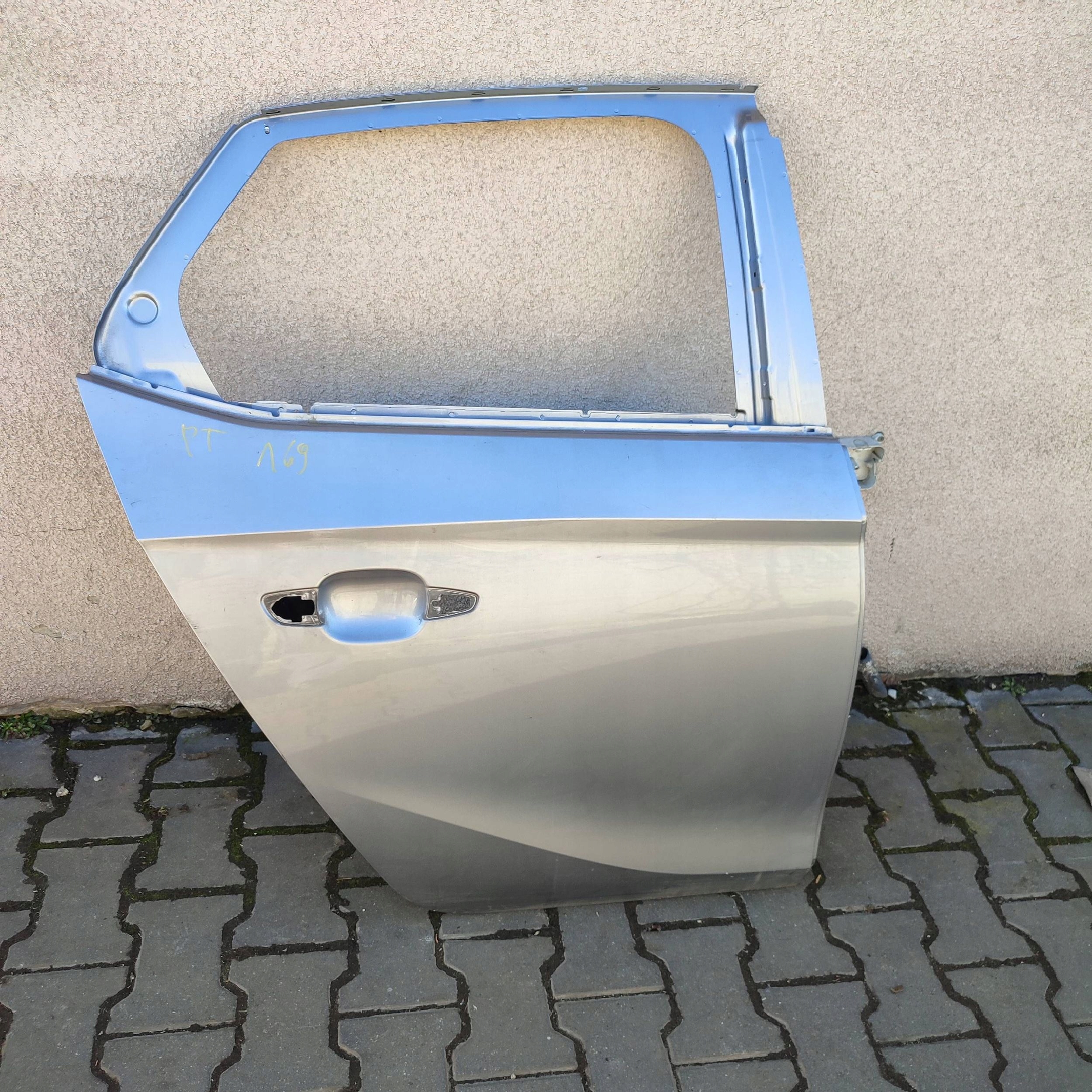 door rear. rear part side right Opel Corsa F