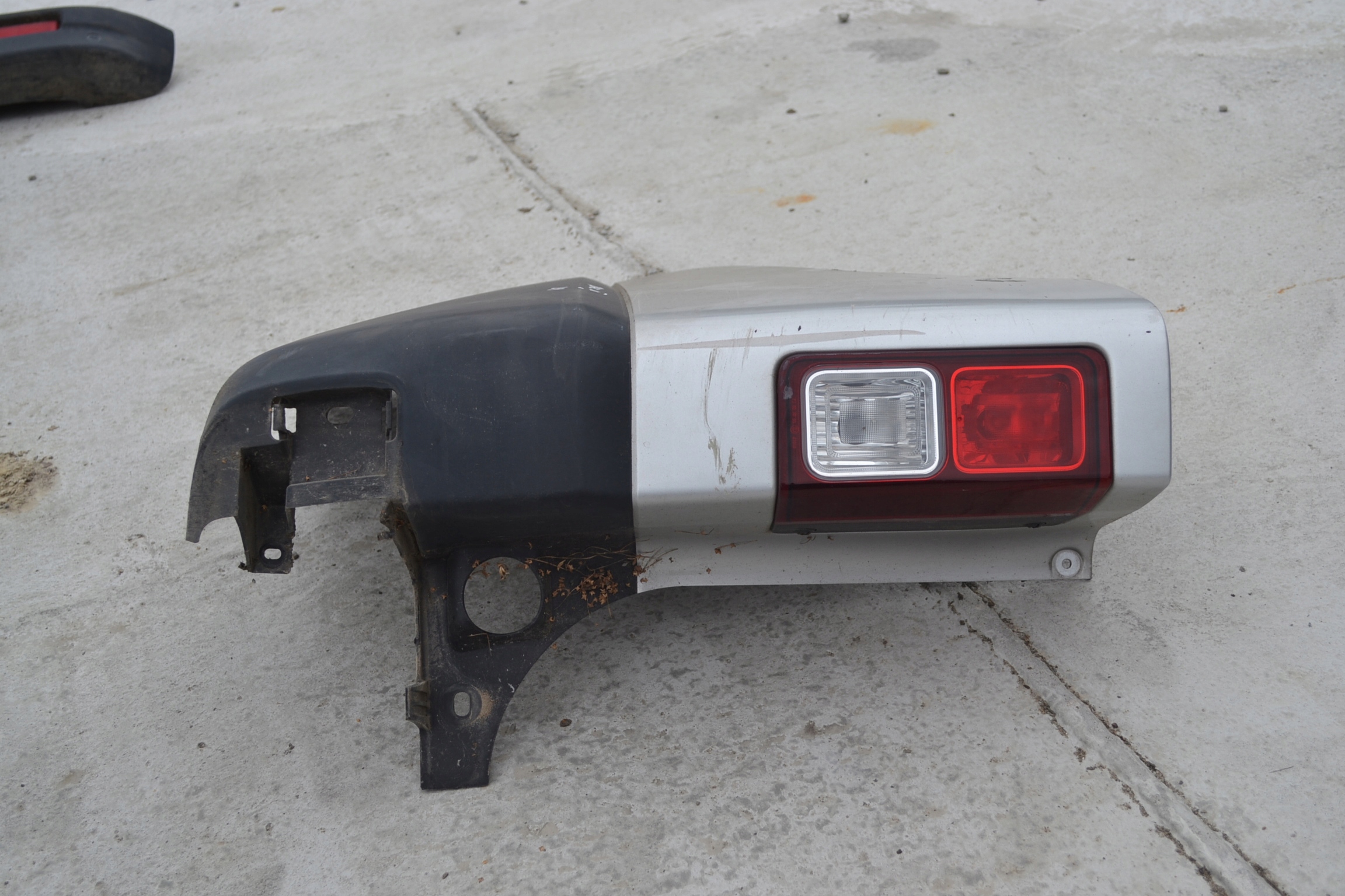 Renault OE 850170388R bumper