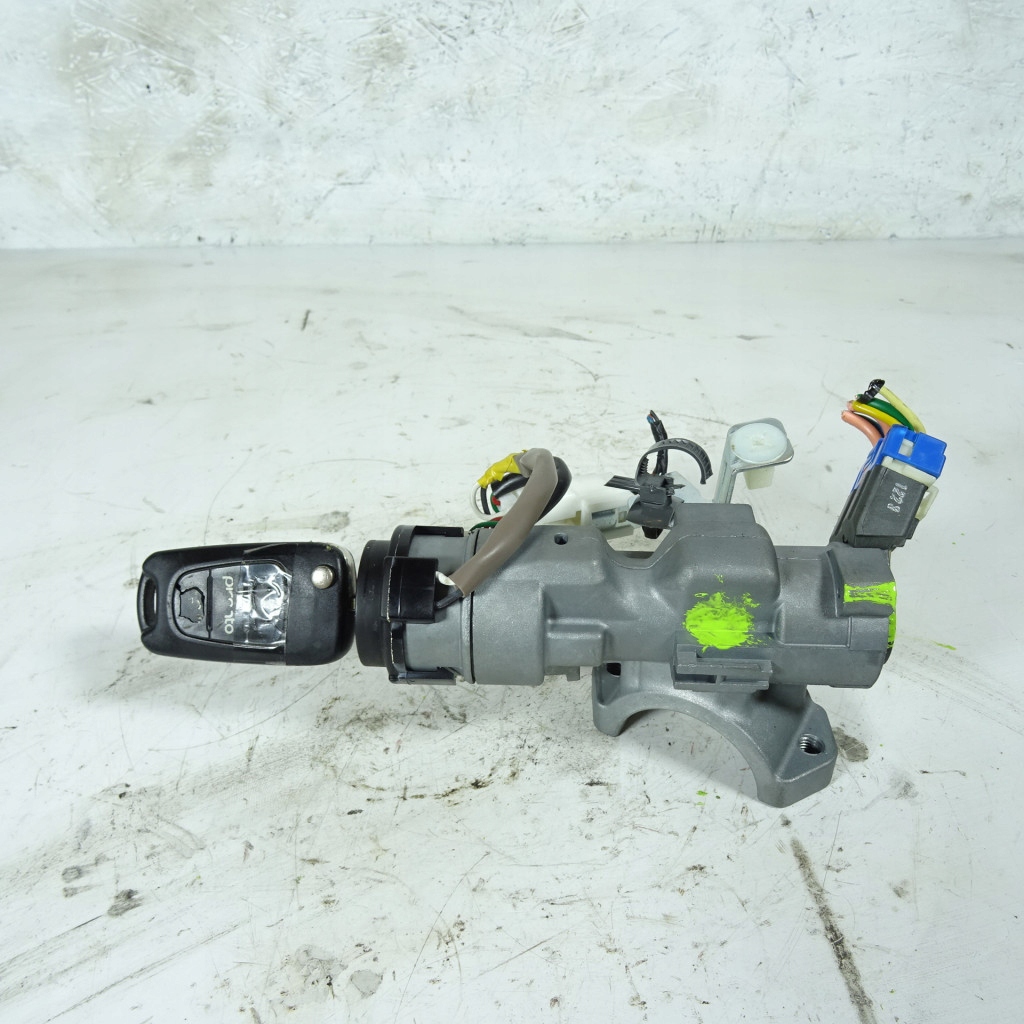 KIA PICANTO II 1.0B ignition key