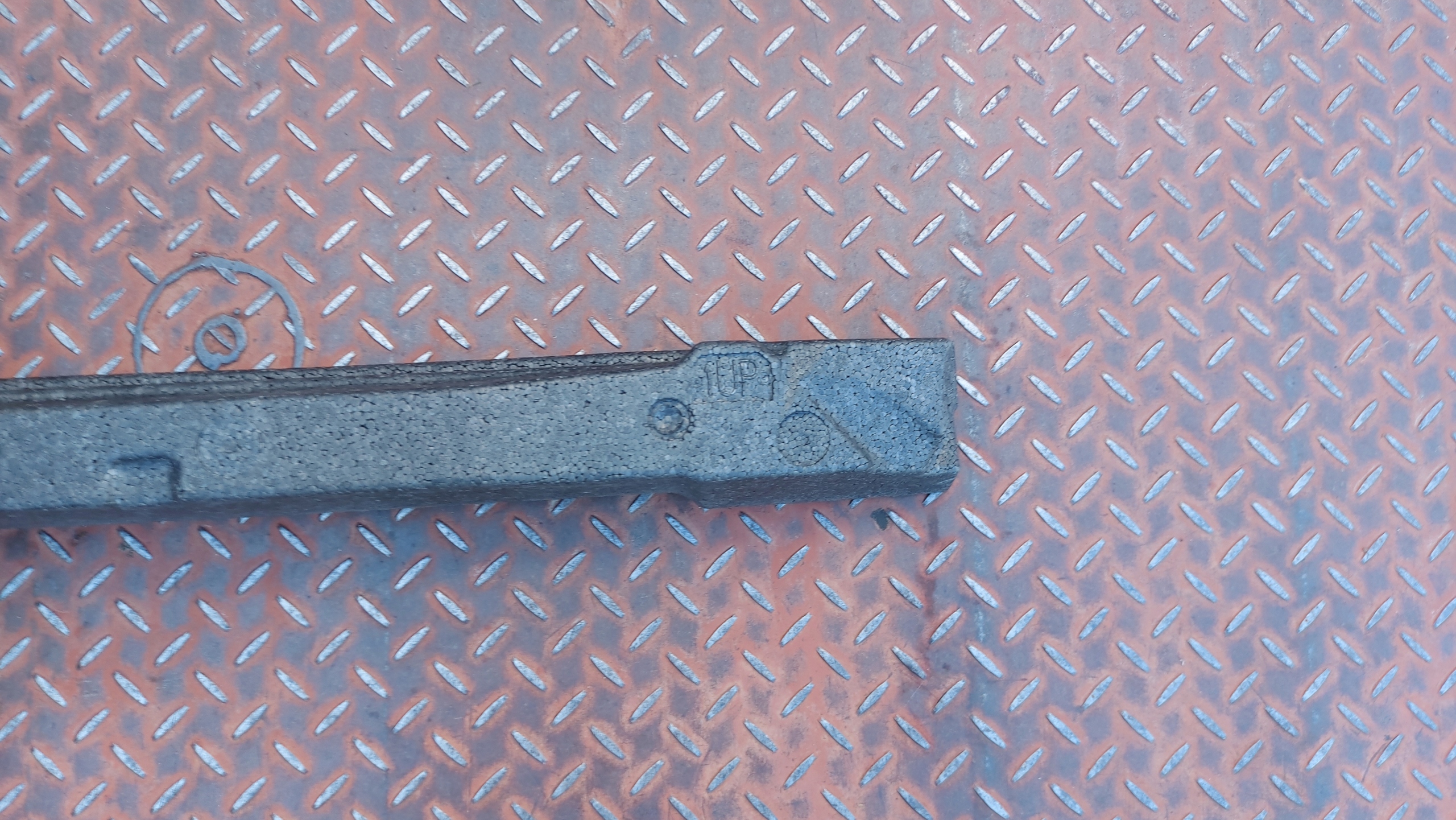 ABSORBER ASSORBITORE Paraurti Anteriore TOYOTA AYGO II 14
