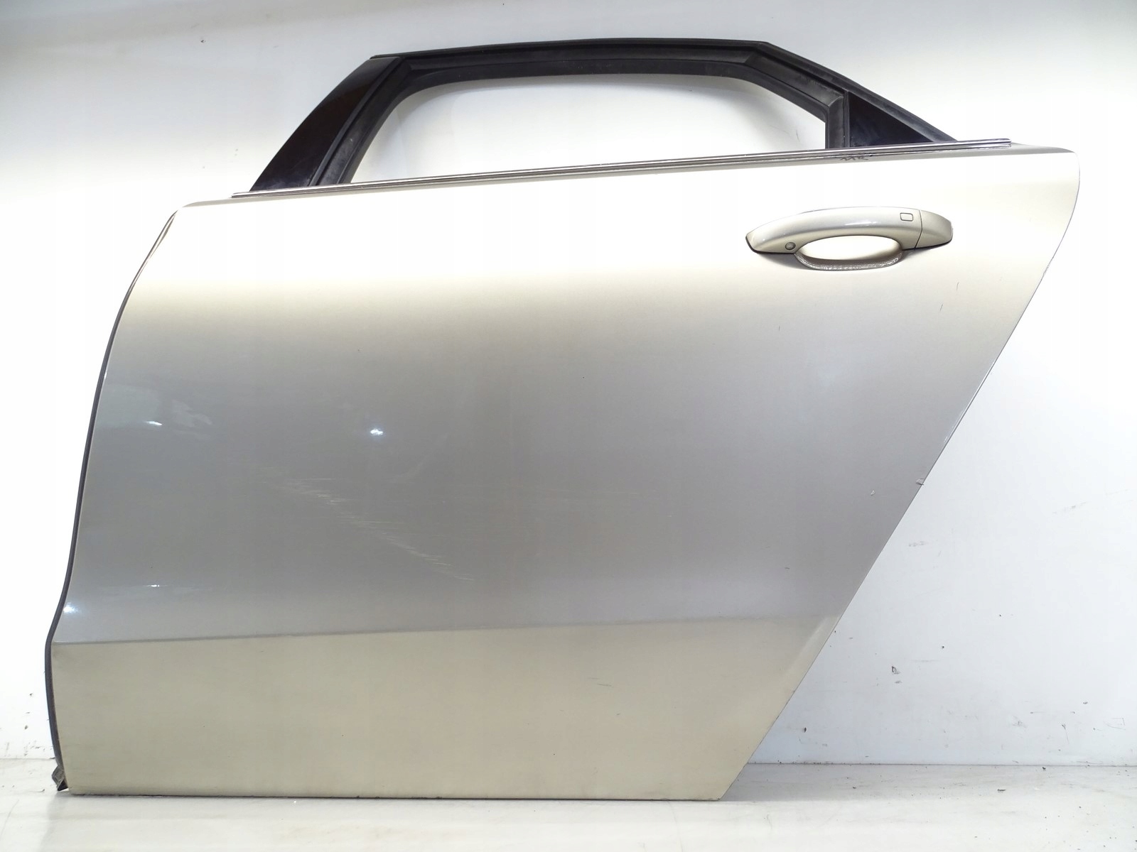 Tür links links heck hinten AUDI A8 D4 LZ1Y kurze