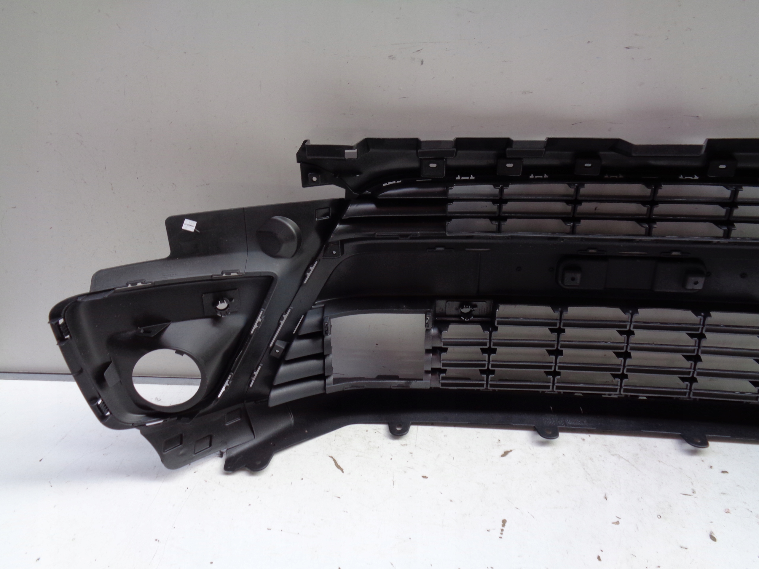 front bumper grid TOYOTA PROACE 16- LAKIEROWANY
