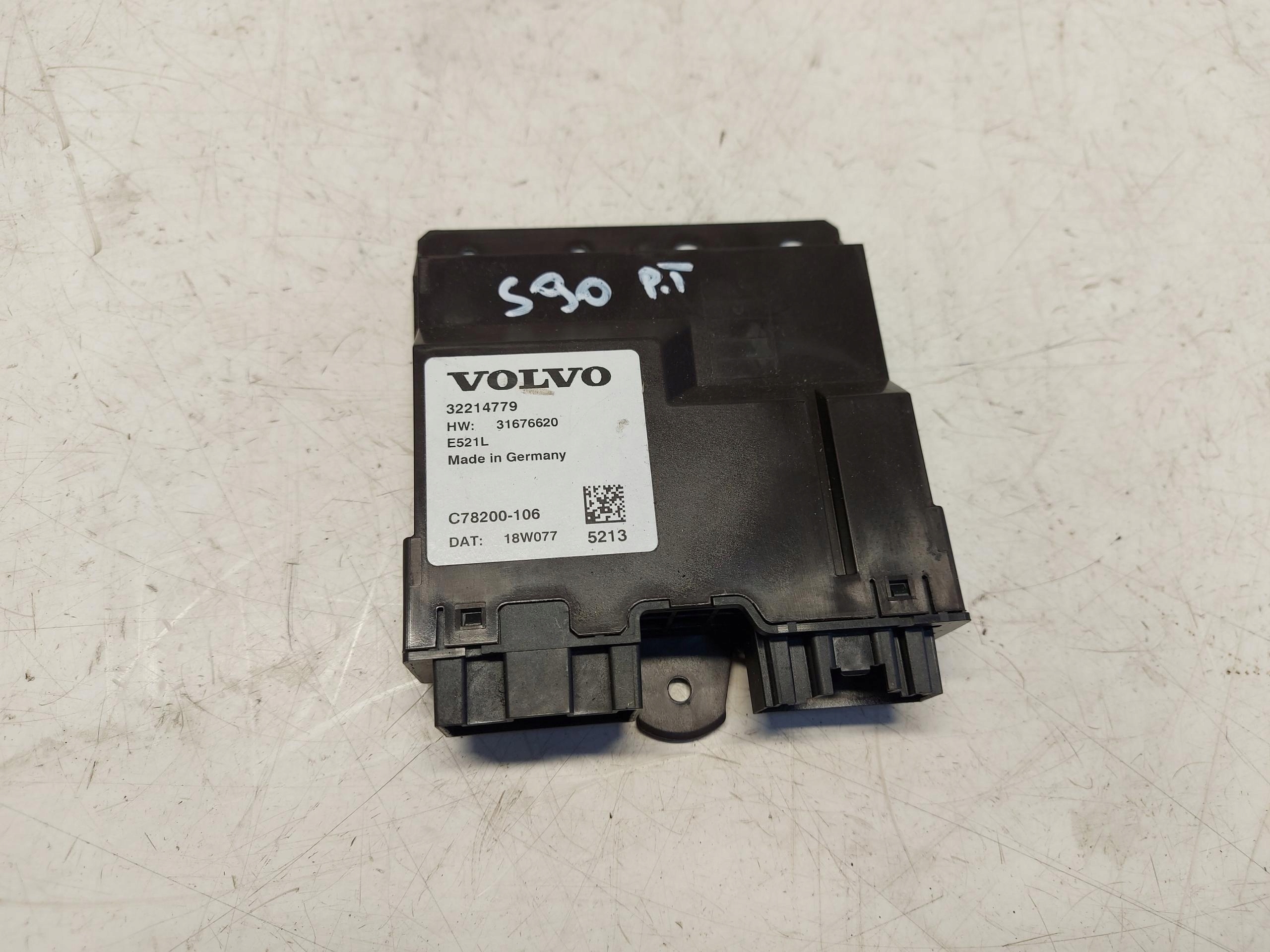 VOLVO S90 D5 sedan module control unit 32214779