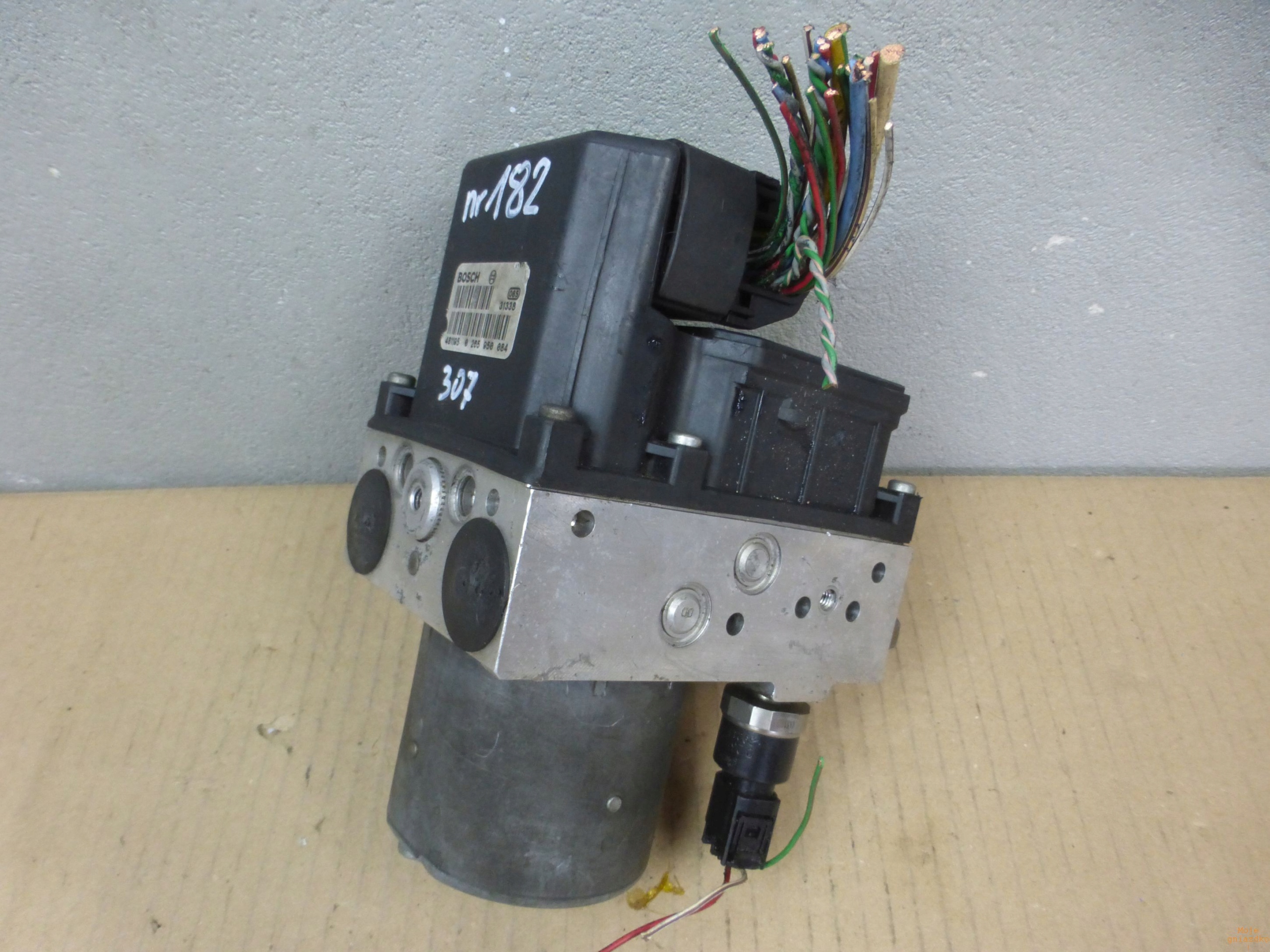 0265950084 - насос ABS CITROEN C4 PEUGEOT 307