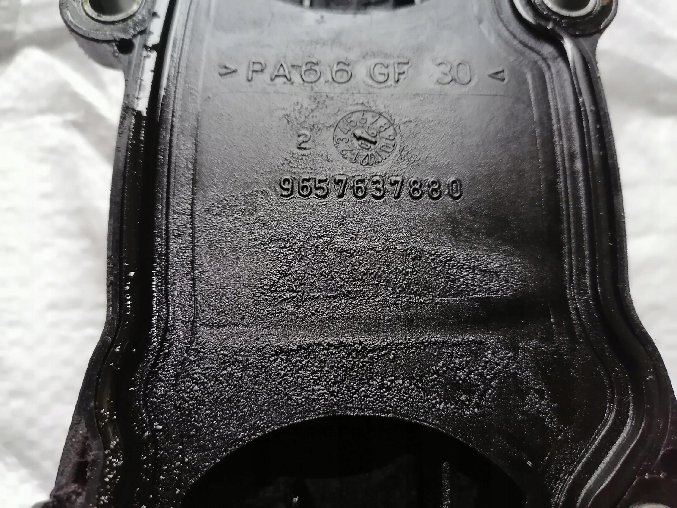 09702120000 Abdeckung der Ventile PEUGEOT 1.4 16V