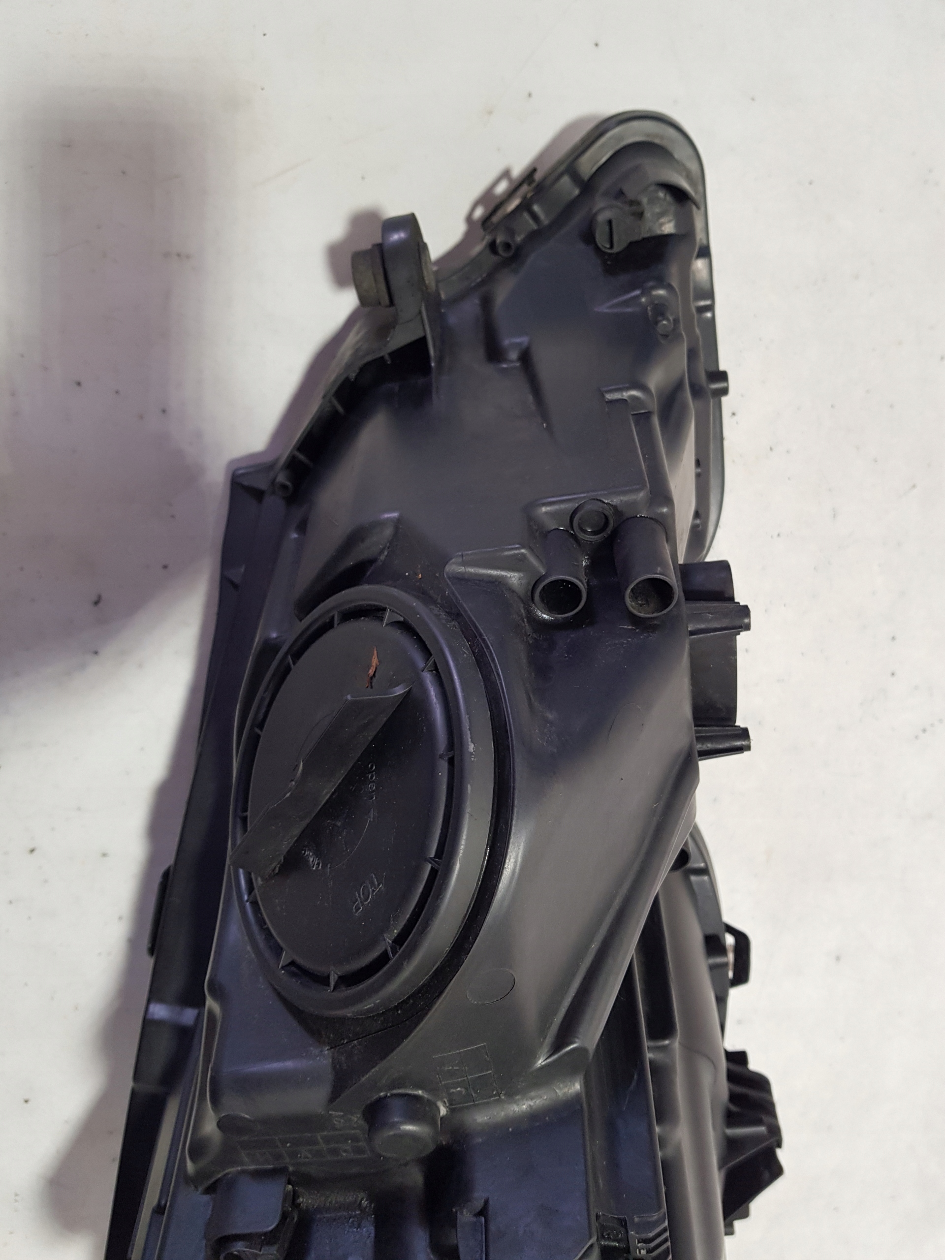MERCEDES W212 light H7 left front UK