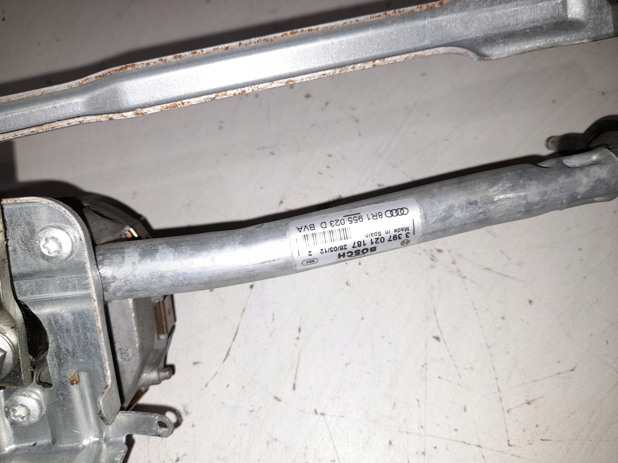 AUDI Q5 wiper mechanism front 8R1955119A