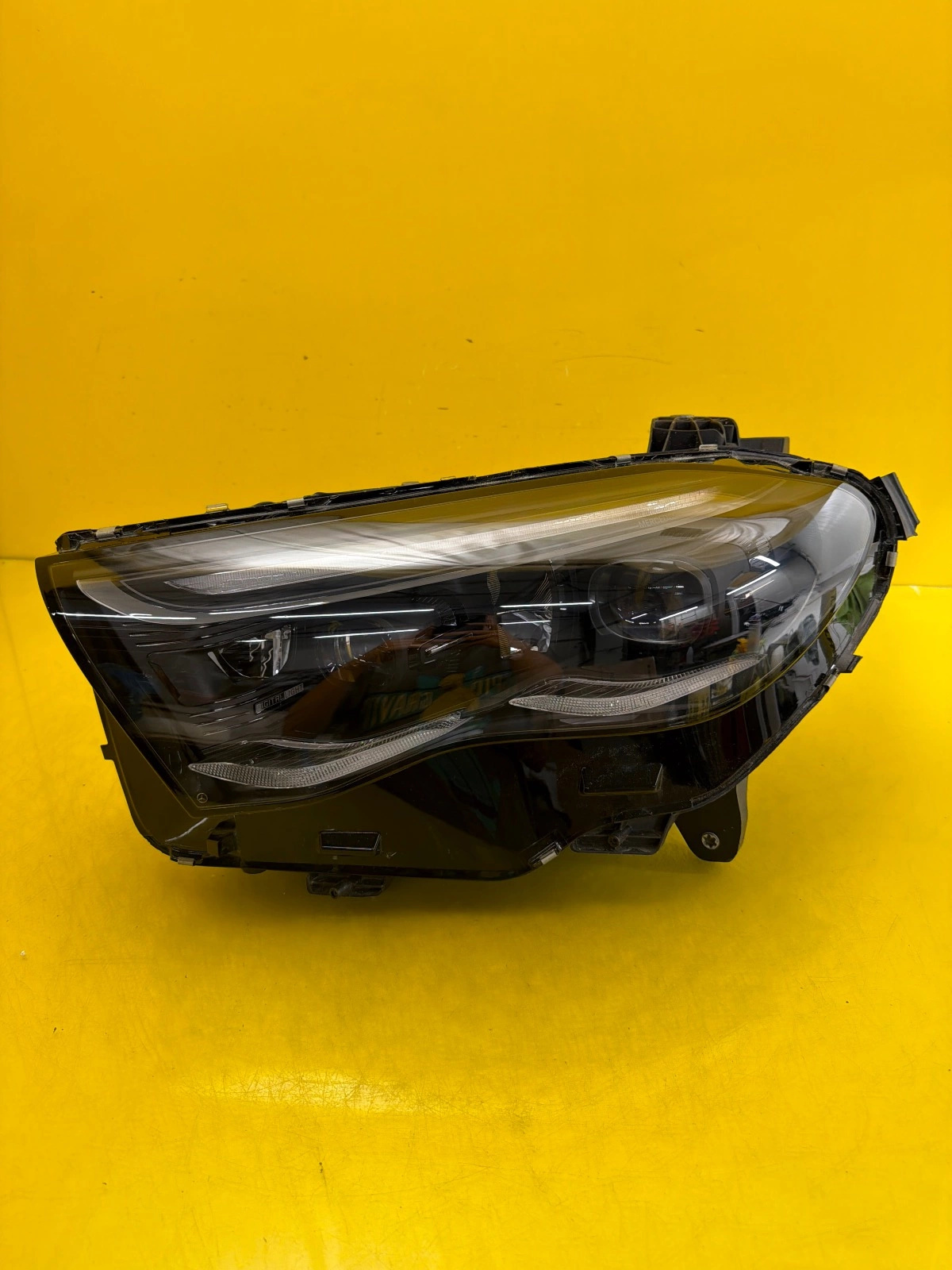 light left Mercedes E-Klasa W214 Digital Light A2149066102