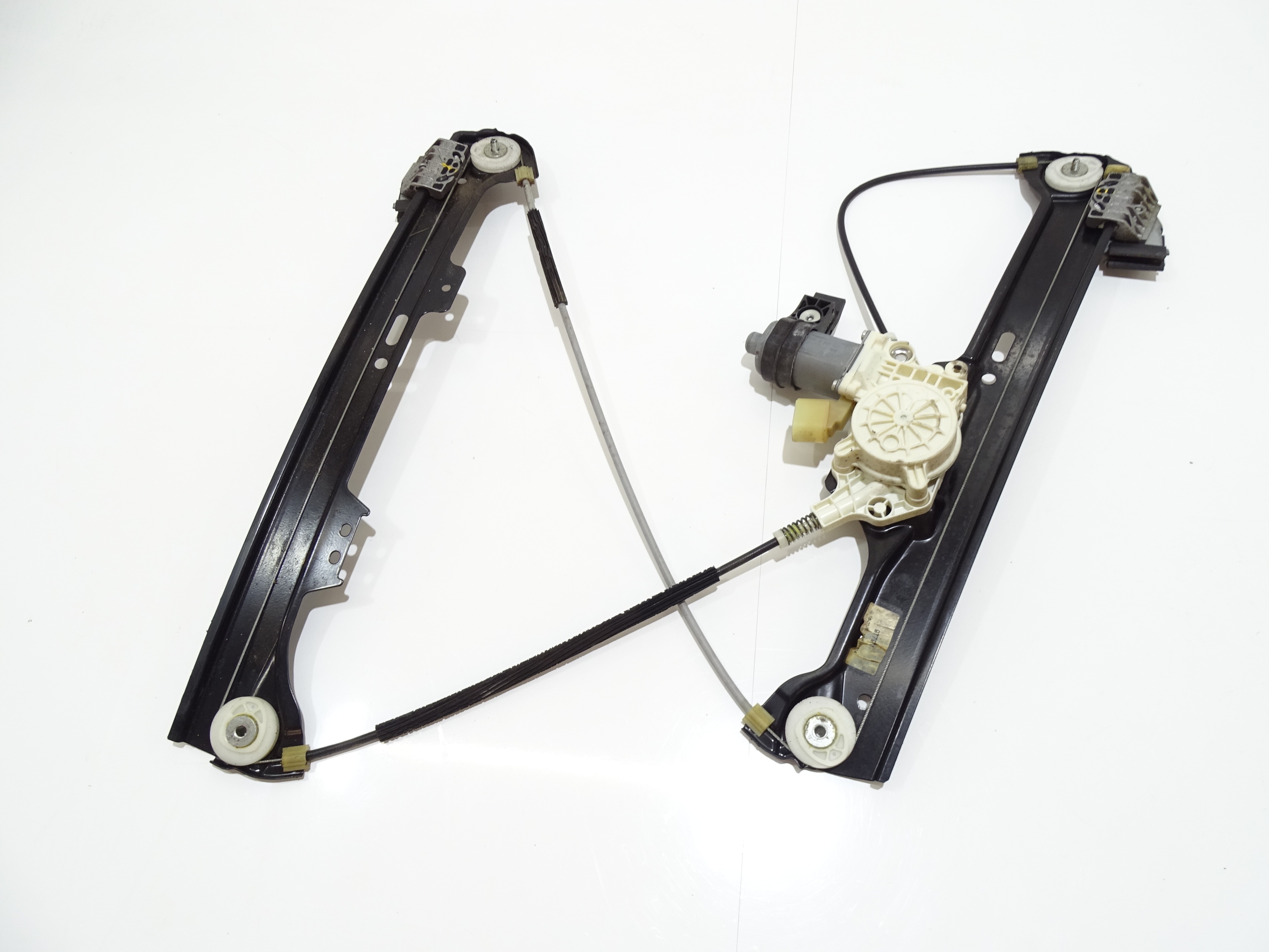 window regulator left front BMW E60 E61 OE 7184741 (4817329)