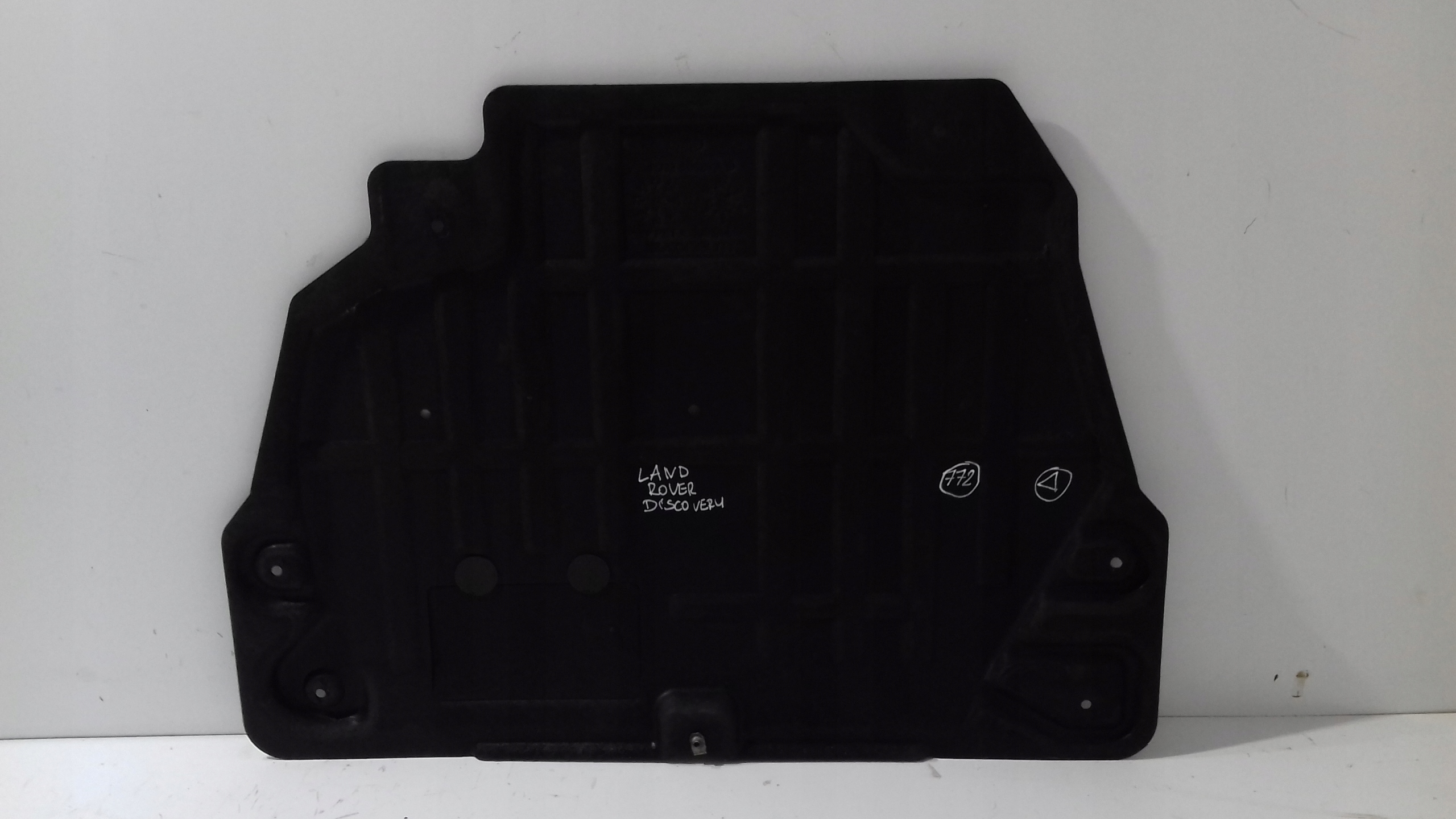 cover below engine DISCOVERY E-PACE HJ32-6B629-A