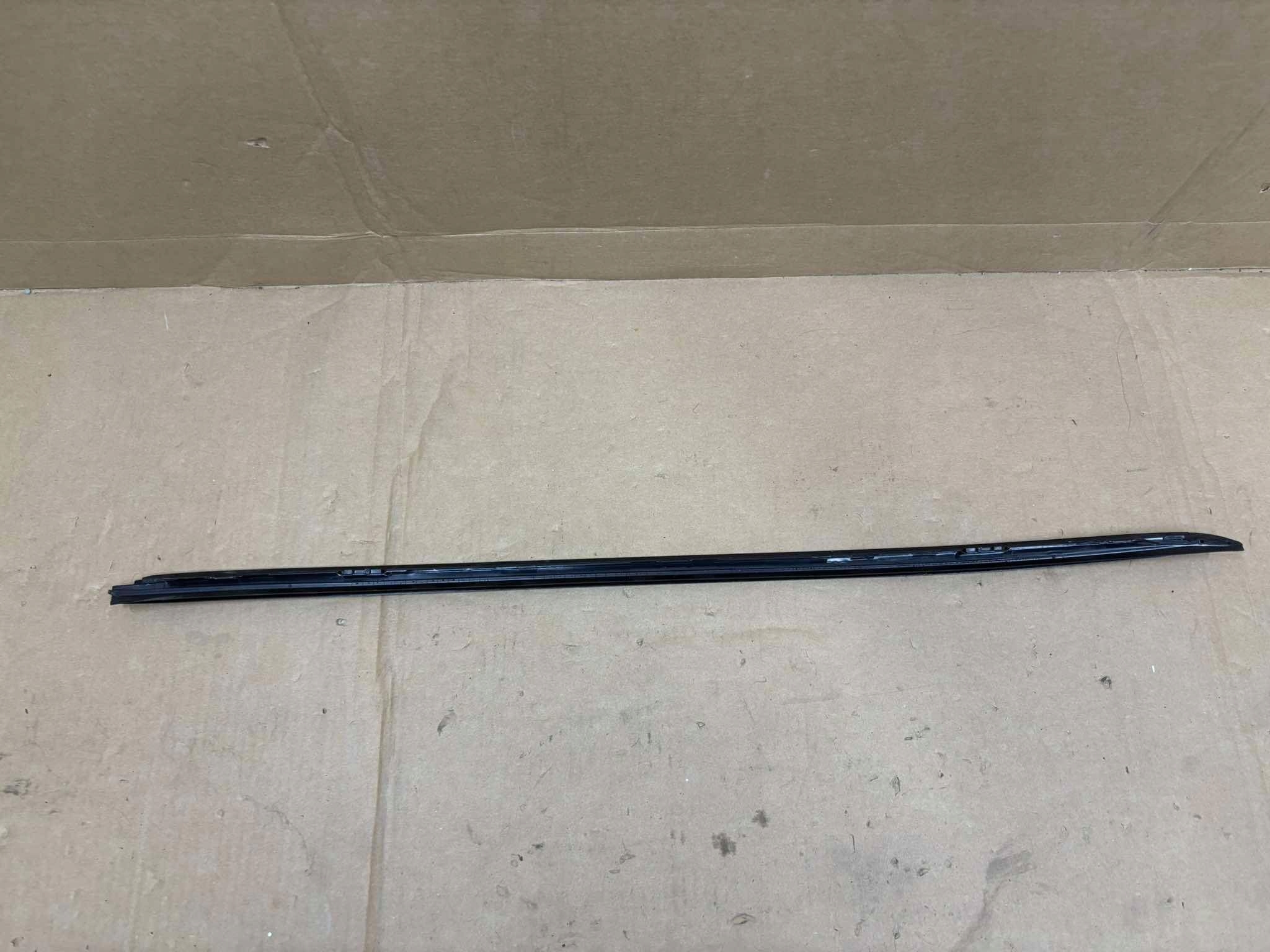 moulding gasket windows left front LEXUS NX200 NX300 7553668010