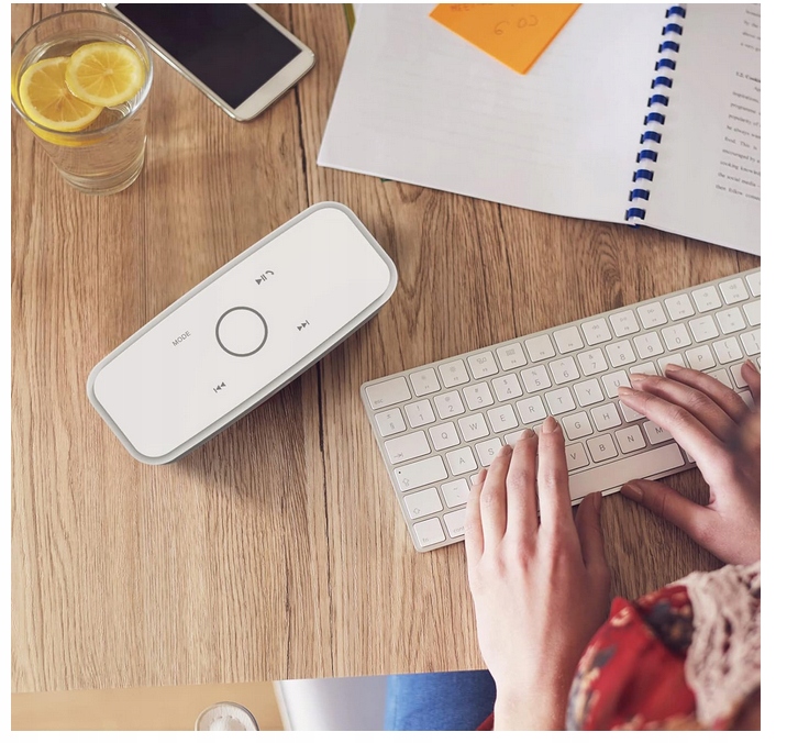 GŁOŚNIK PRZENOŚNY BEZPRZEWODOWY DOSS SOUNDBOX BIAŁY BLUETOOTH 12W IPX5 Moc 12 W