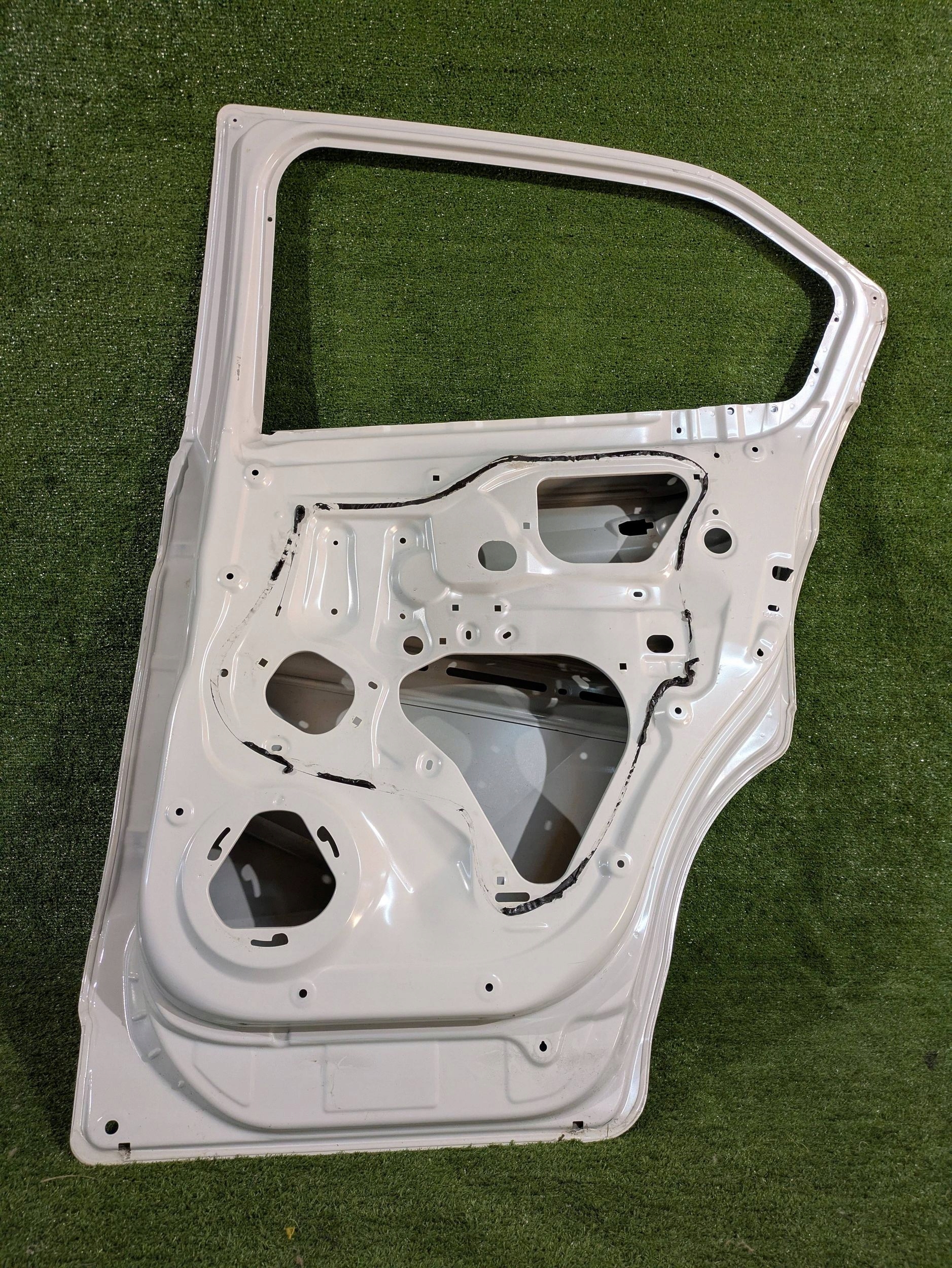 door rear. right right rear part MITSUBISHI ECLIPSE CROSS 17- NR.4123