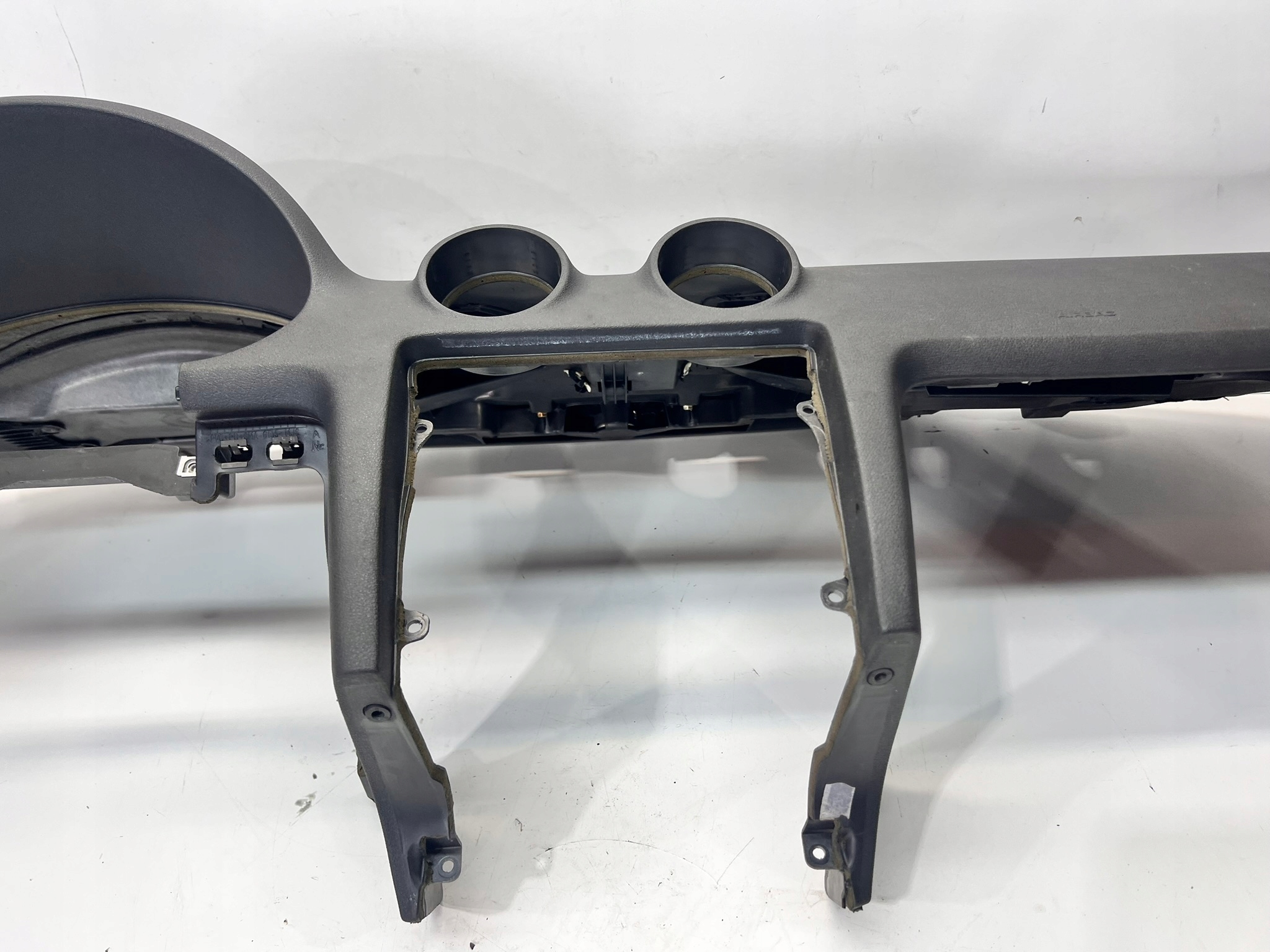 dashboard console cockpit AUDI A3 8P 8P1857033 damag.